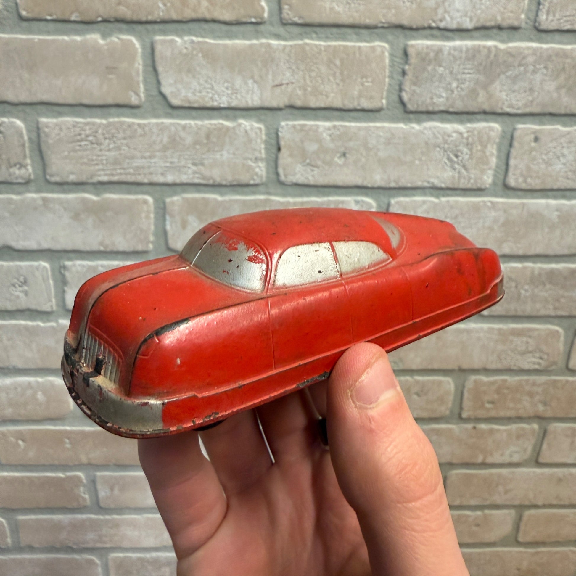 Vintage 1930s Auburn Arcor Red Streamlined Car Rubberized Toy 5"