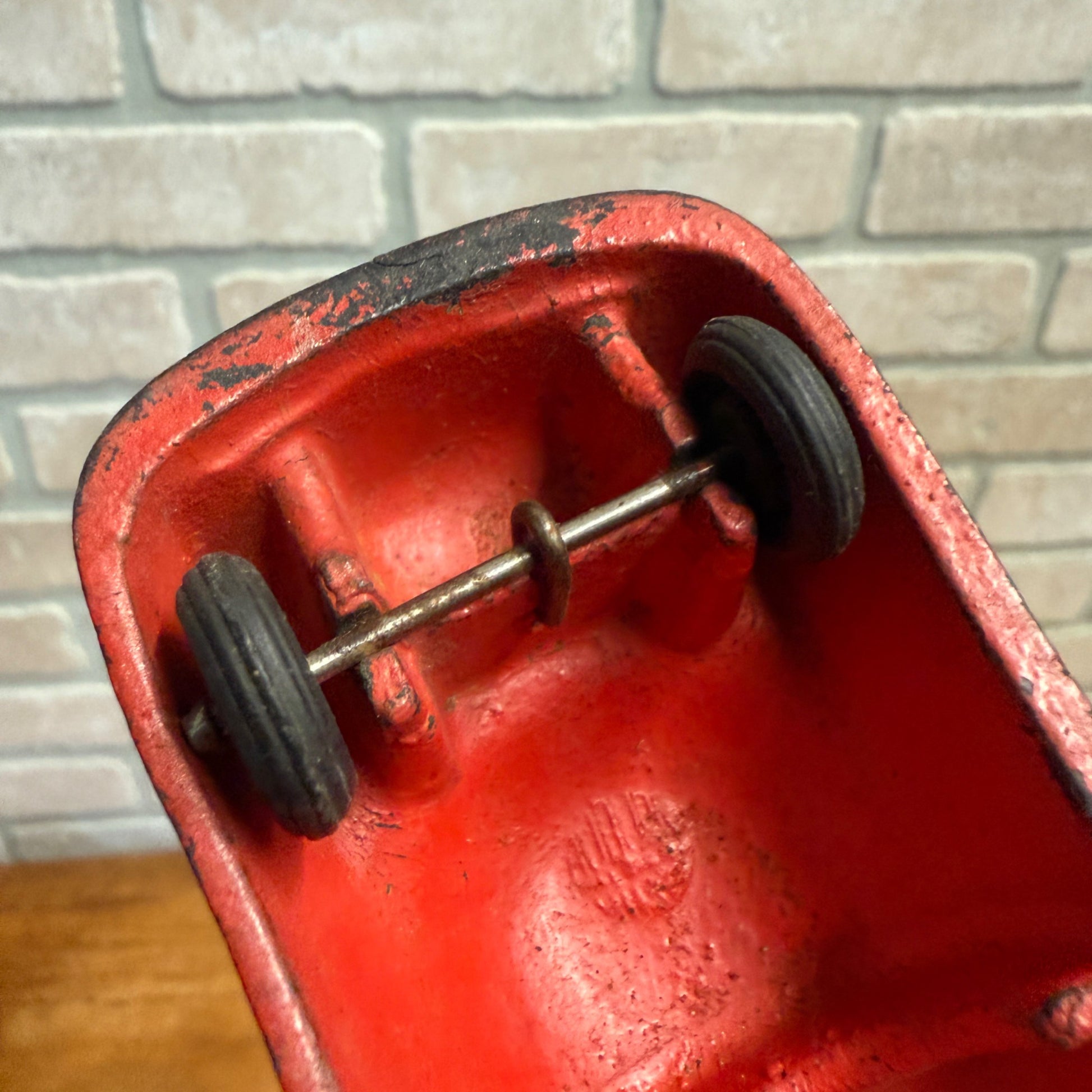 Vintage 1930s Auburn Arcor Red Streamlined Car Rubberized Toy 5"