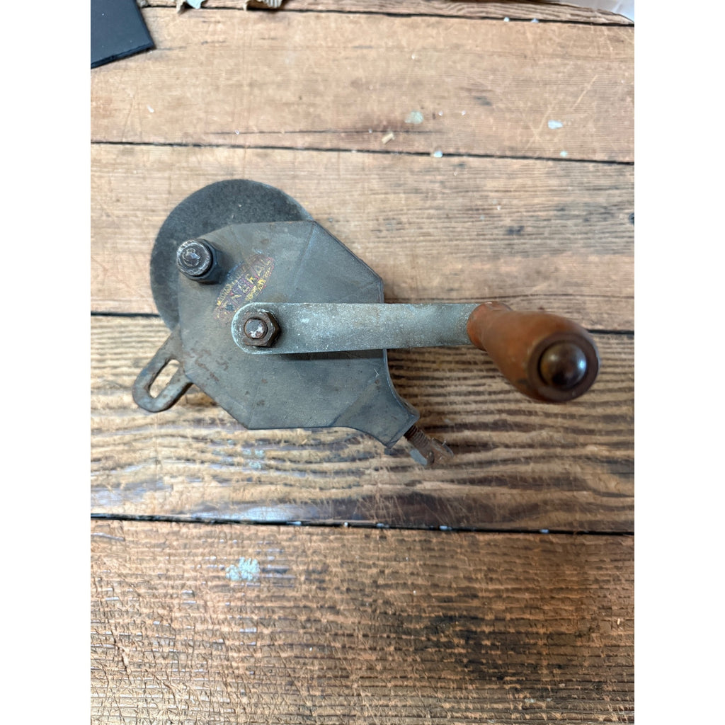 Vintage Antique Hand Crank Bench Grinder Sharpener General Hardware