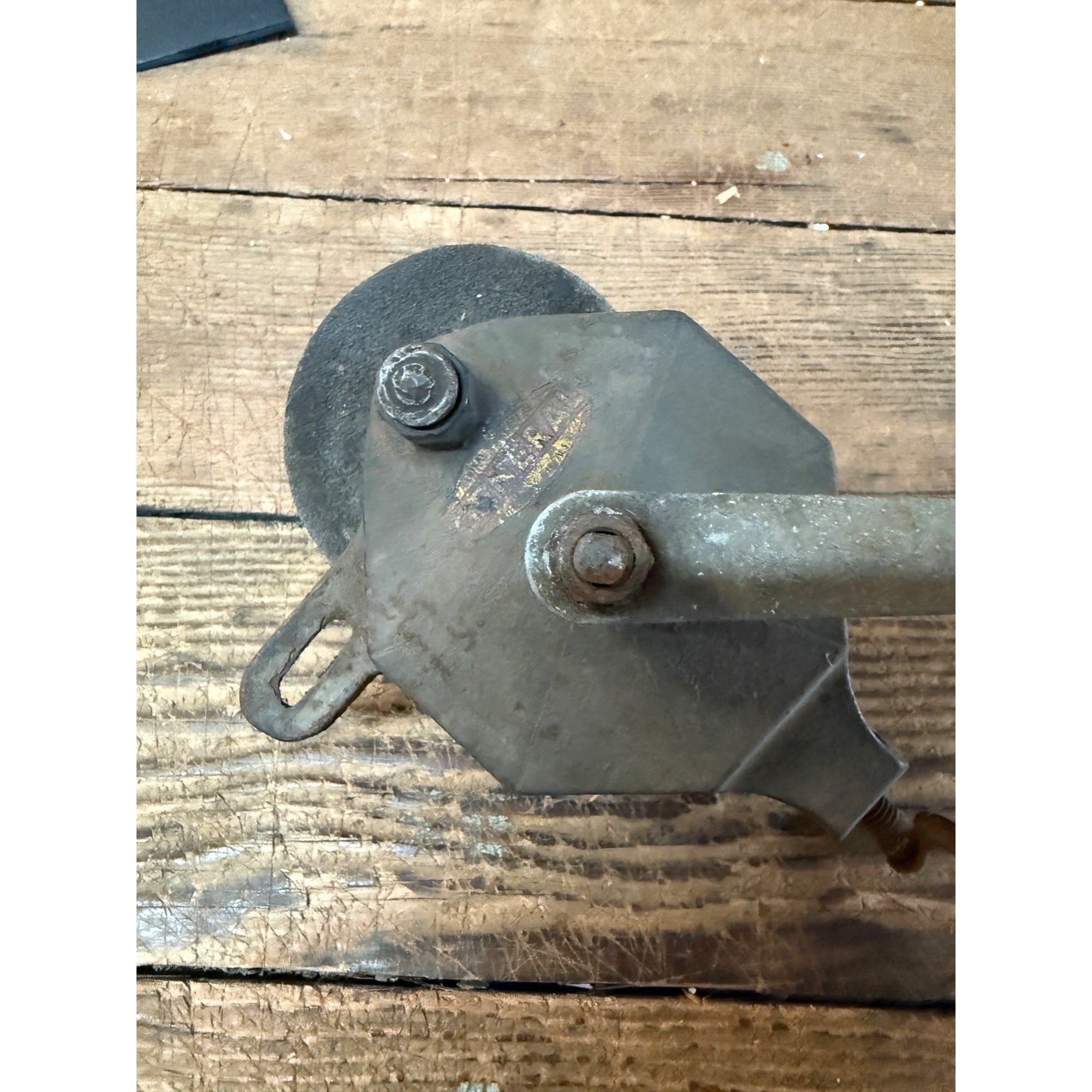 Vintage Antique Hand Crank Bench Grinder Sharpener General Hardware