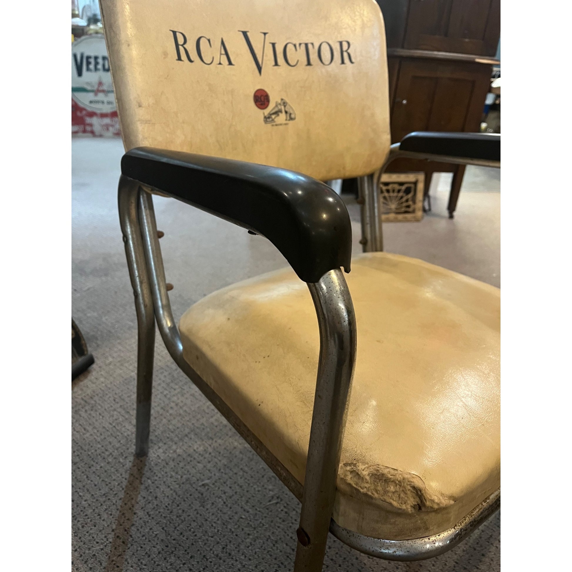 Original Vintage RCA Victor Advertising Dealer's Studio Chromcraft Chair Nipper Dog