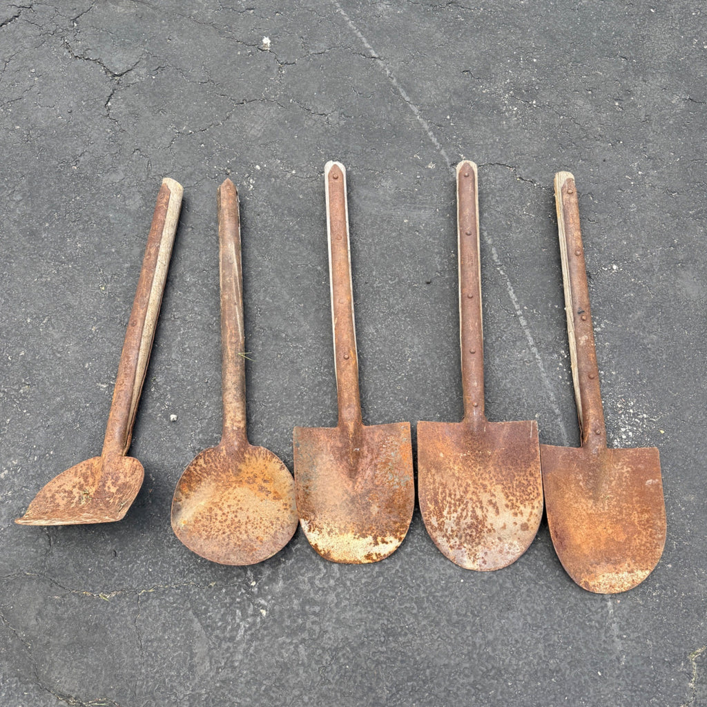 Antique Lot of 5 Telephone Pole Trench Excavating Shovel Heads Leach Oshkosh