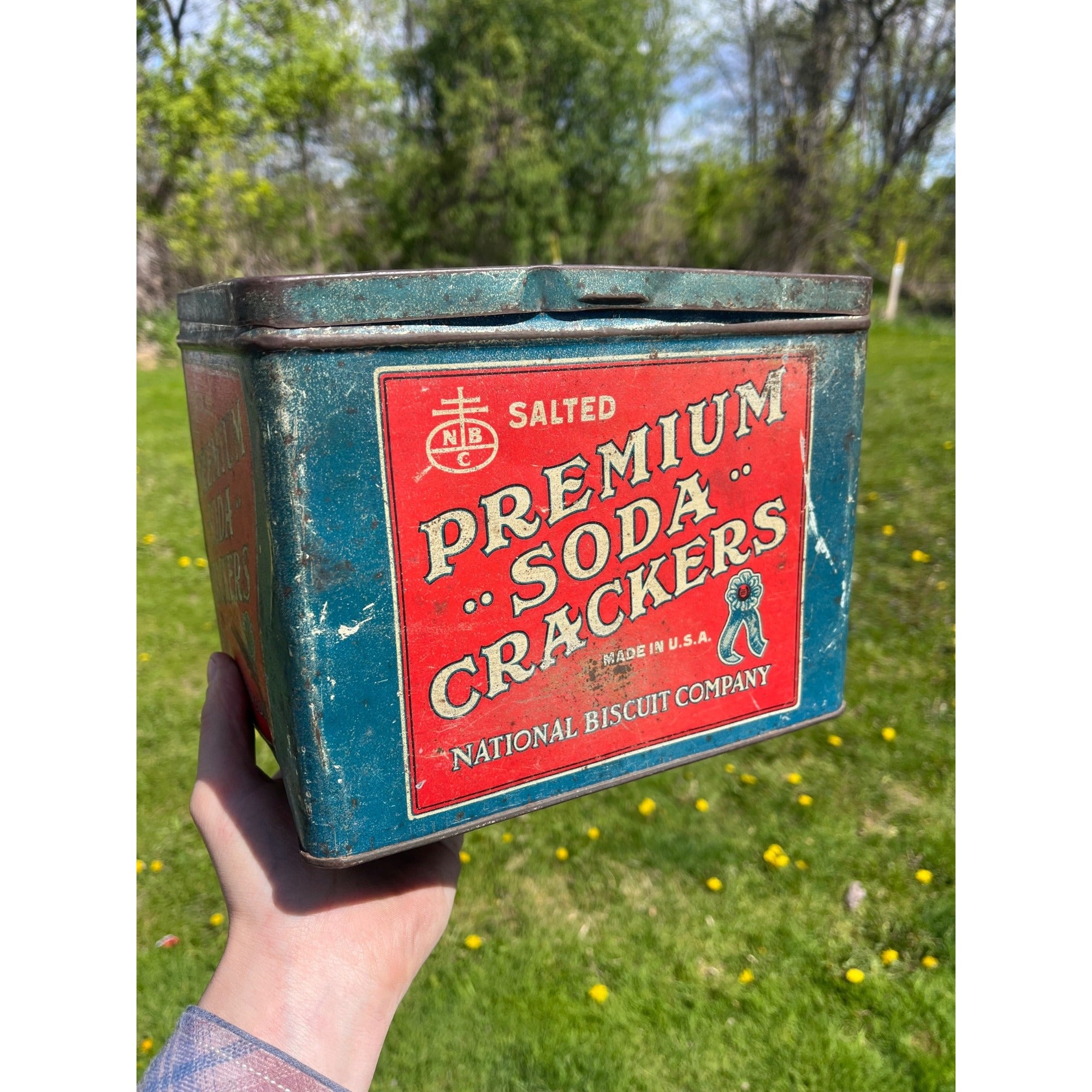 1920s Americana Premium Soda Crackers Advertising Tin National Biscuit Co USA NABISCO