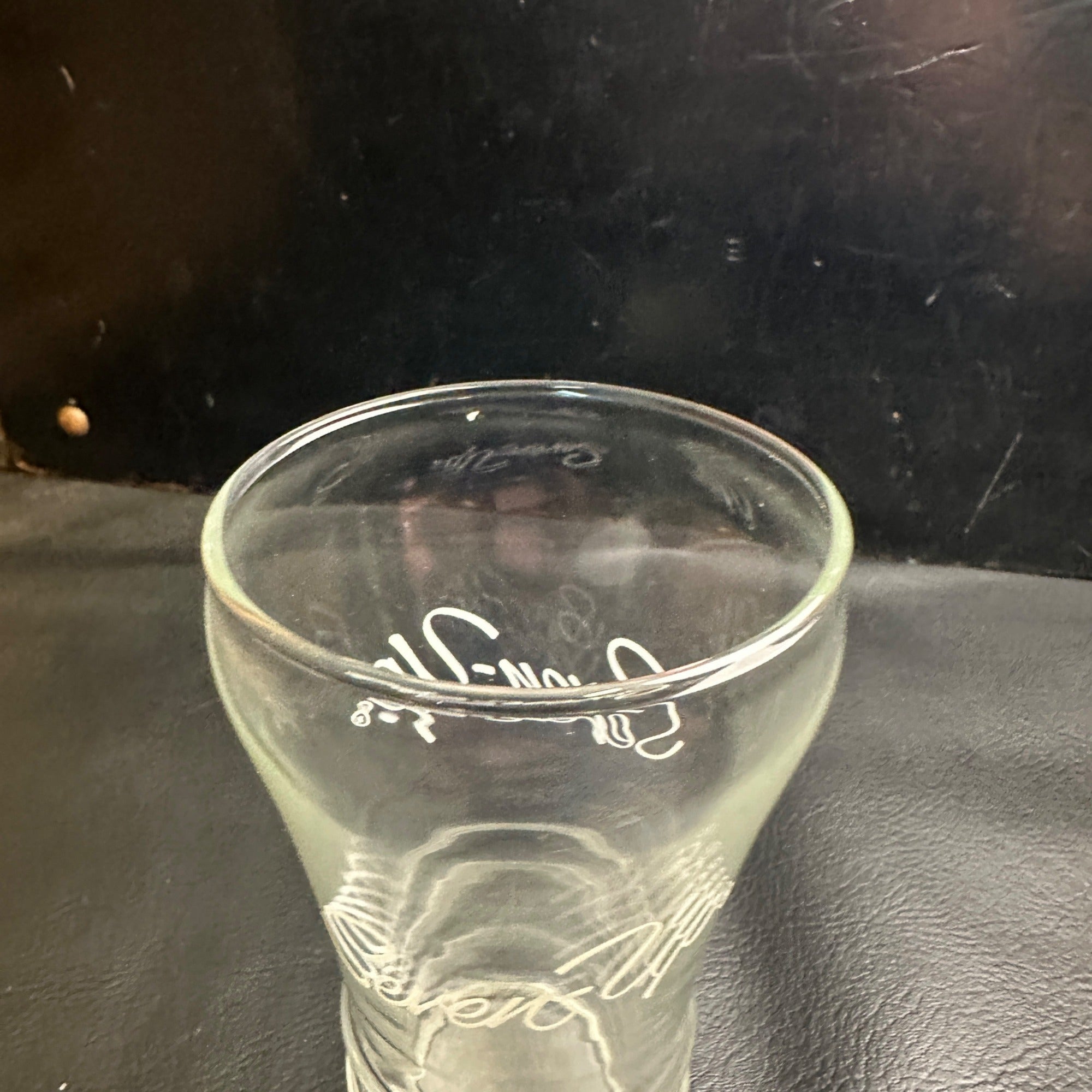 Vintage 7up  Soda Fountain Glass Curve Bodied Seven Up