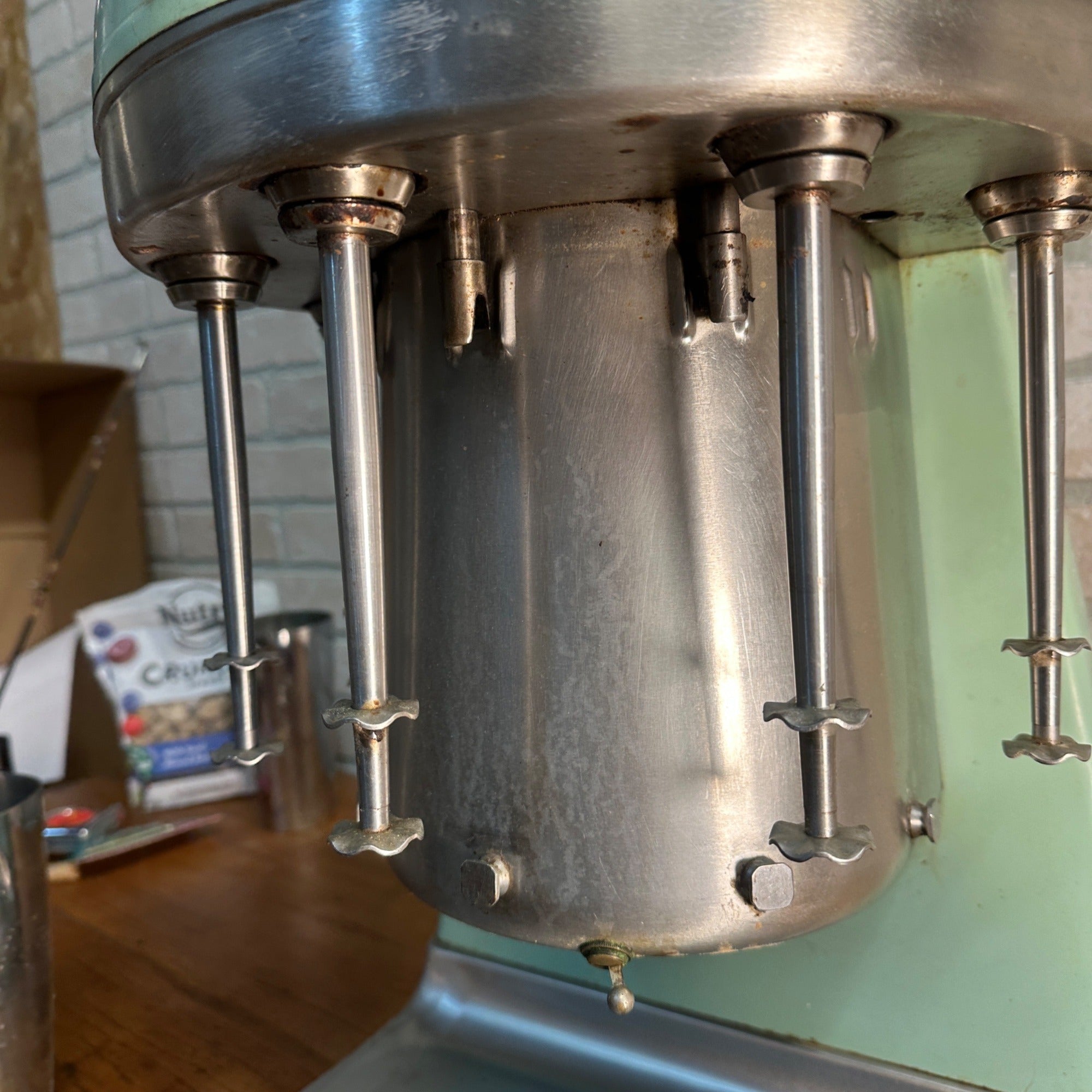 Vintage Multi-Mixer Kitchen Industrial Malt Milkshake Mixer Machine