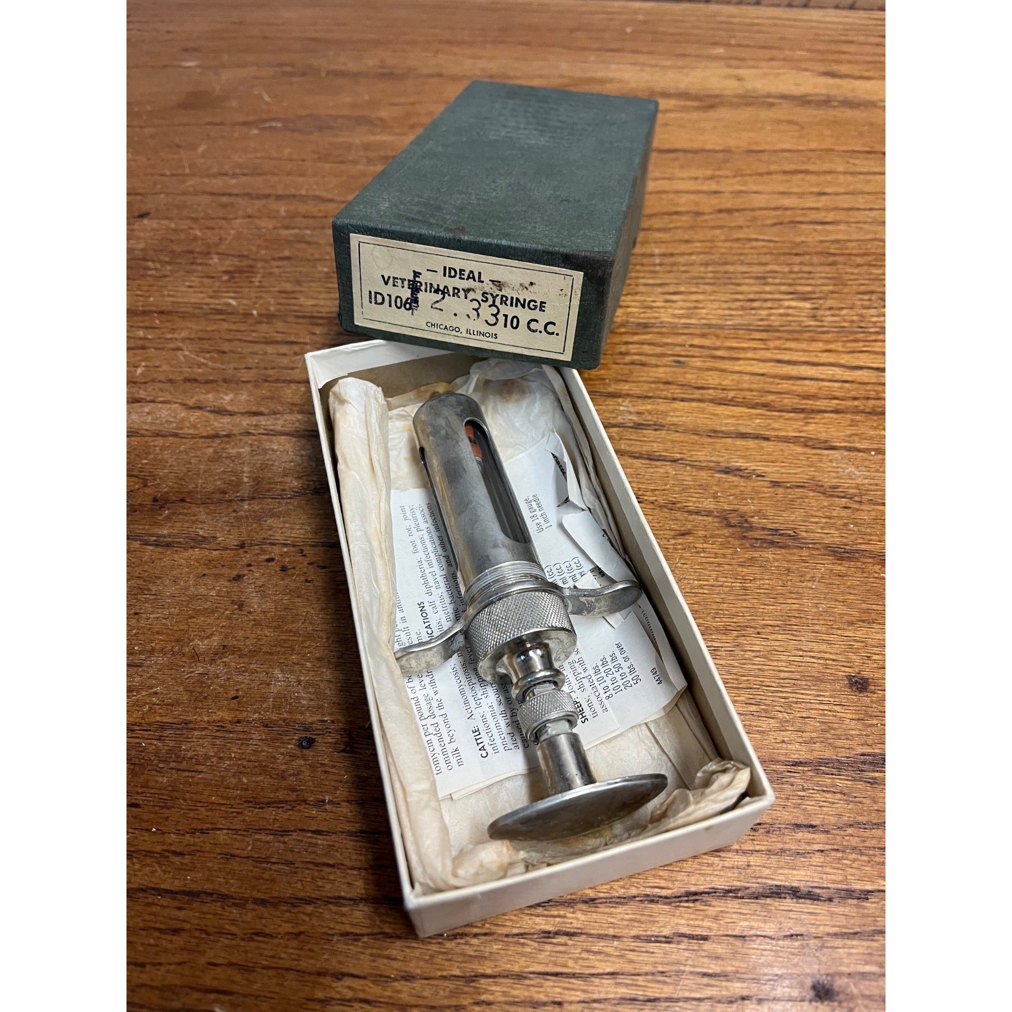 Vintage 1940s Ideal Veterinary Medical Syringe w/ Box Farm Collectible