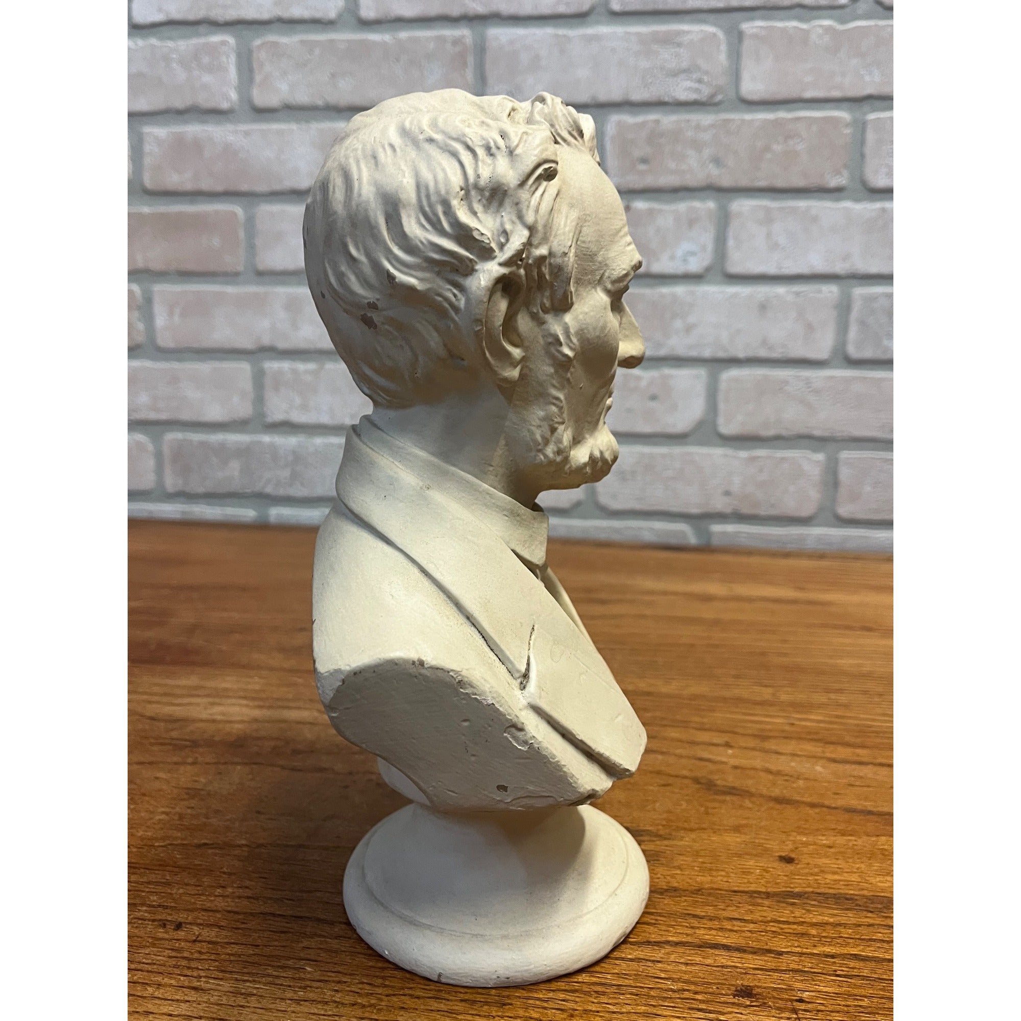 Vintage  Abraham Abe Lincoln Presidential Bust Statue Sculpture Plaster President Patriotic