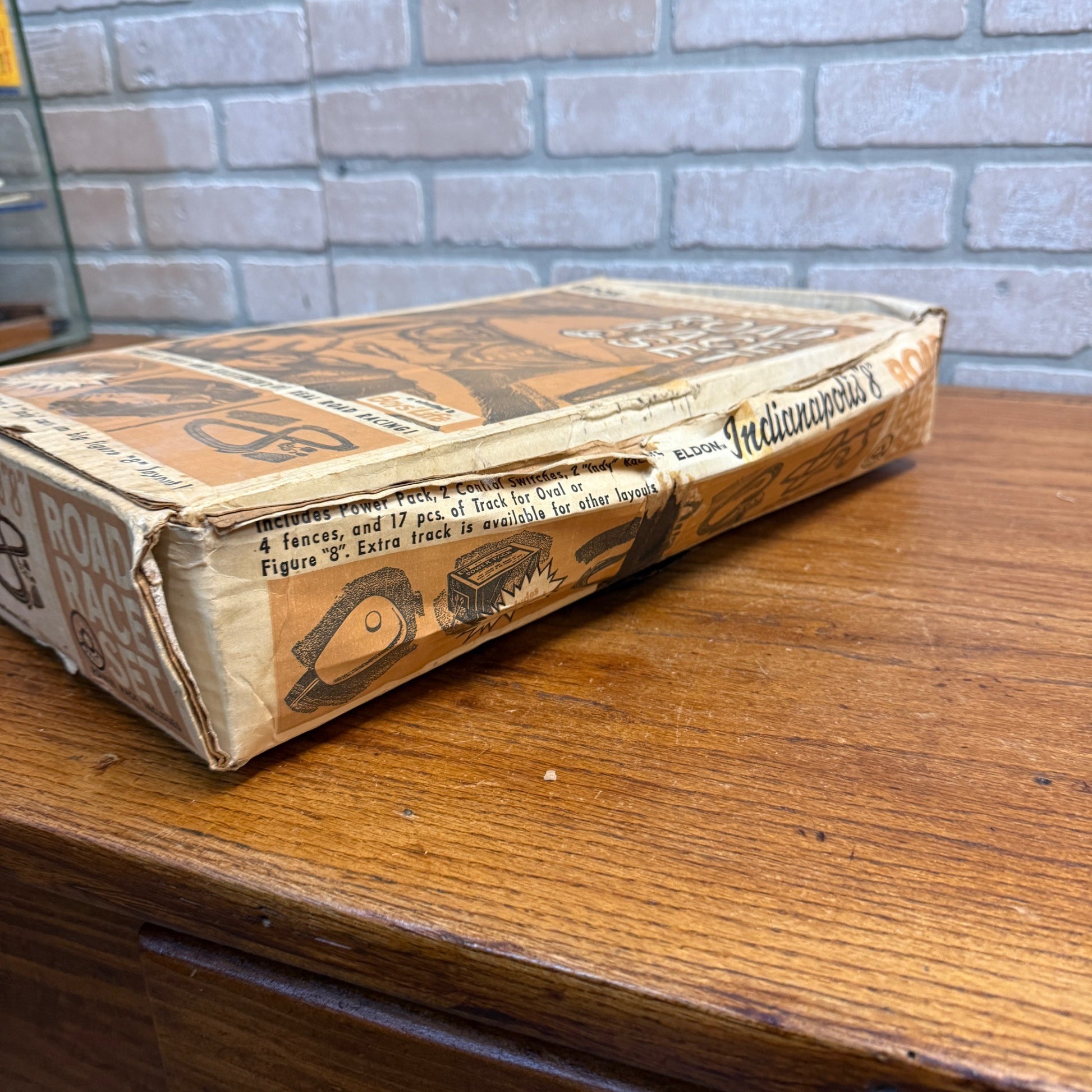 Vintage 1963 Eldon Indianapolis 8 Slot Car Toy Road Race W/ Box