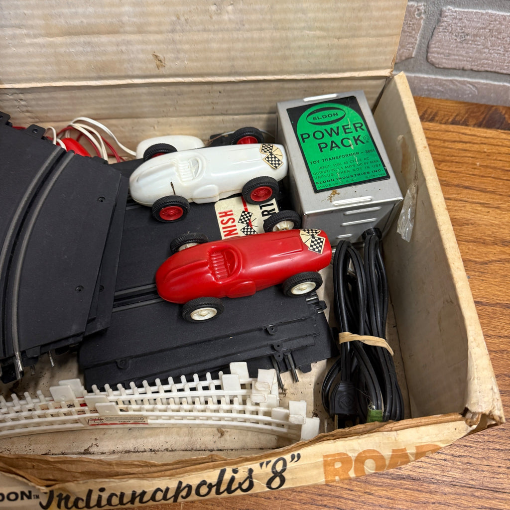 Vintage 1963 Eldon Indianapolis 8 Slot Car Toy Road Race W/ Box