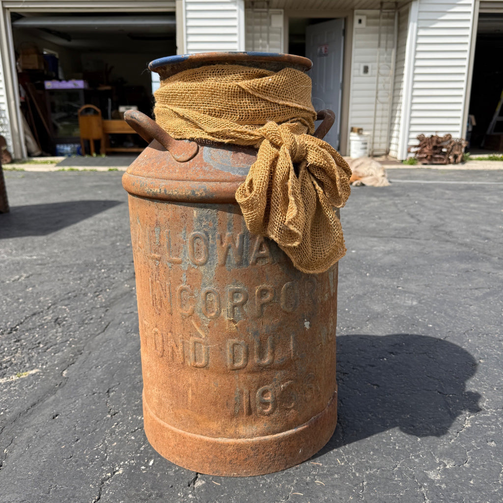 Vintage Galloway West Fond du Lac Wis Milk Dairy Can