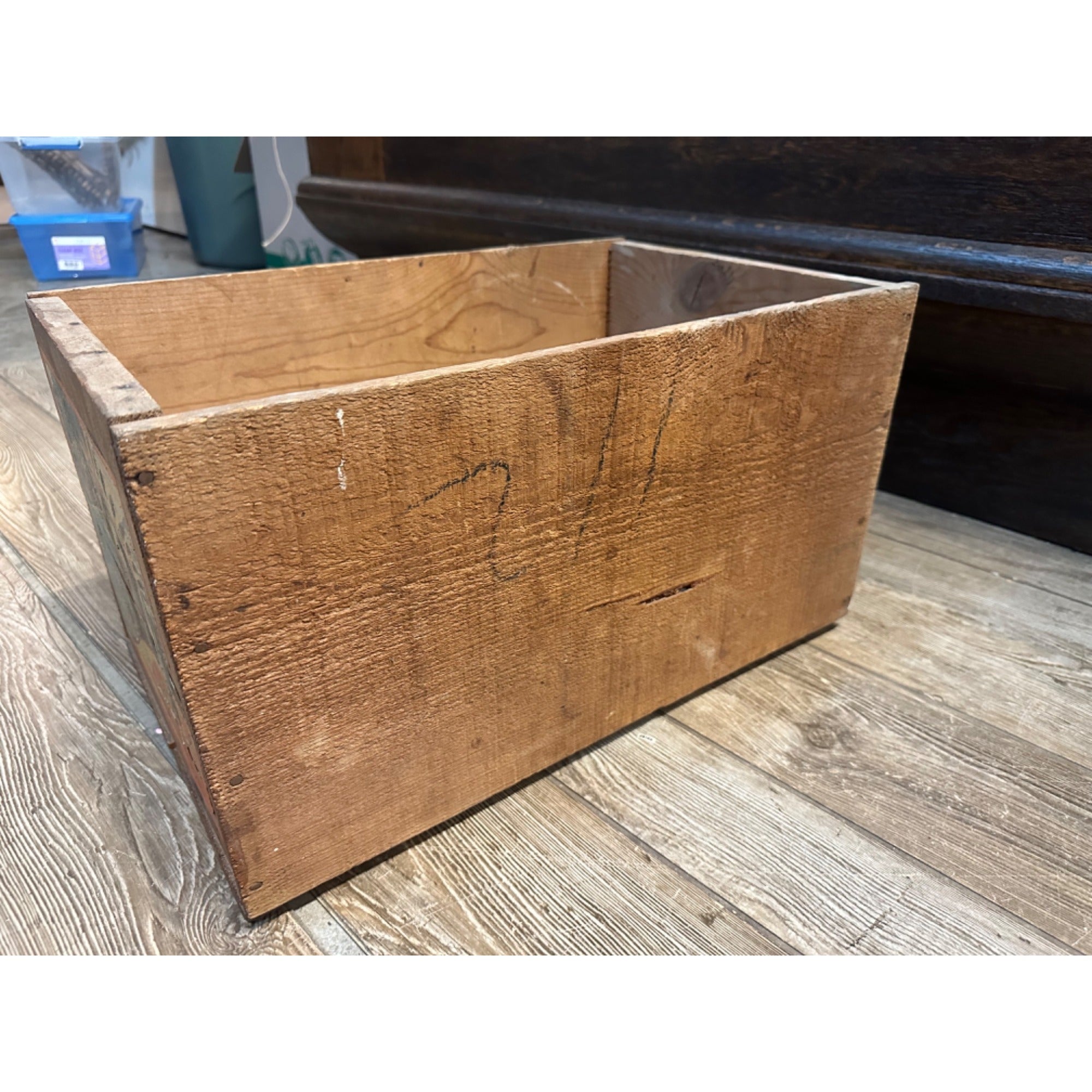 Vintage BIG CHIEF BRAND Canadian Apples Original Advertising CRATE WITH LABEL