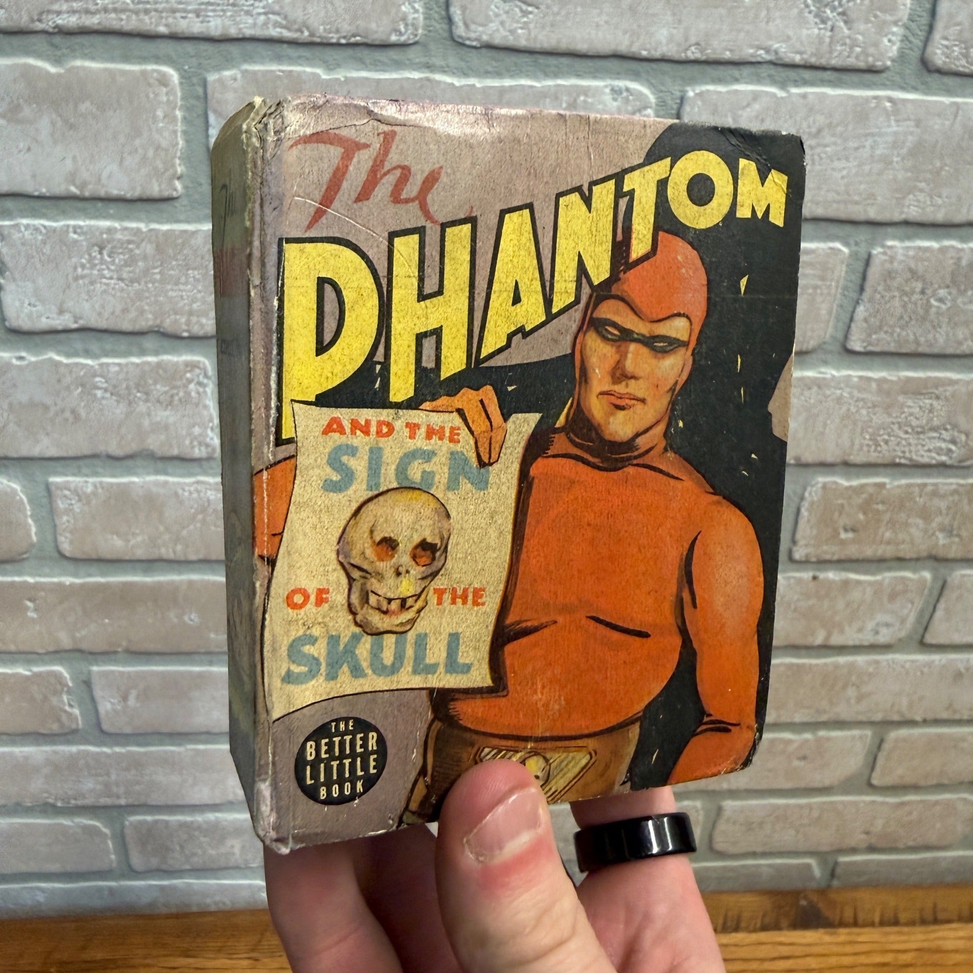Big Little Book #1474 The Phantom & the Sign of the Skull  - Fine Condition