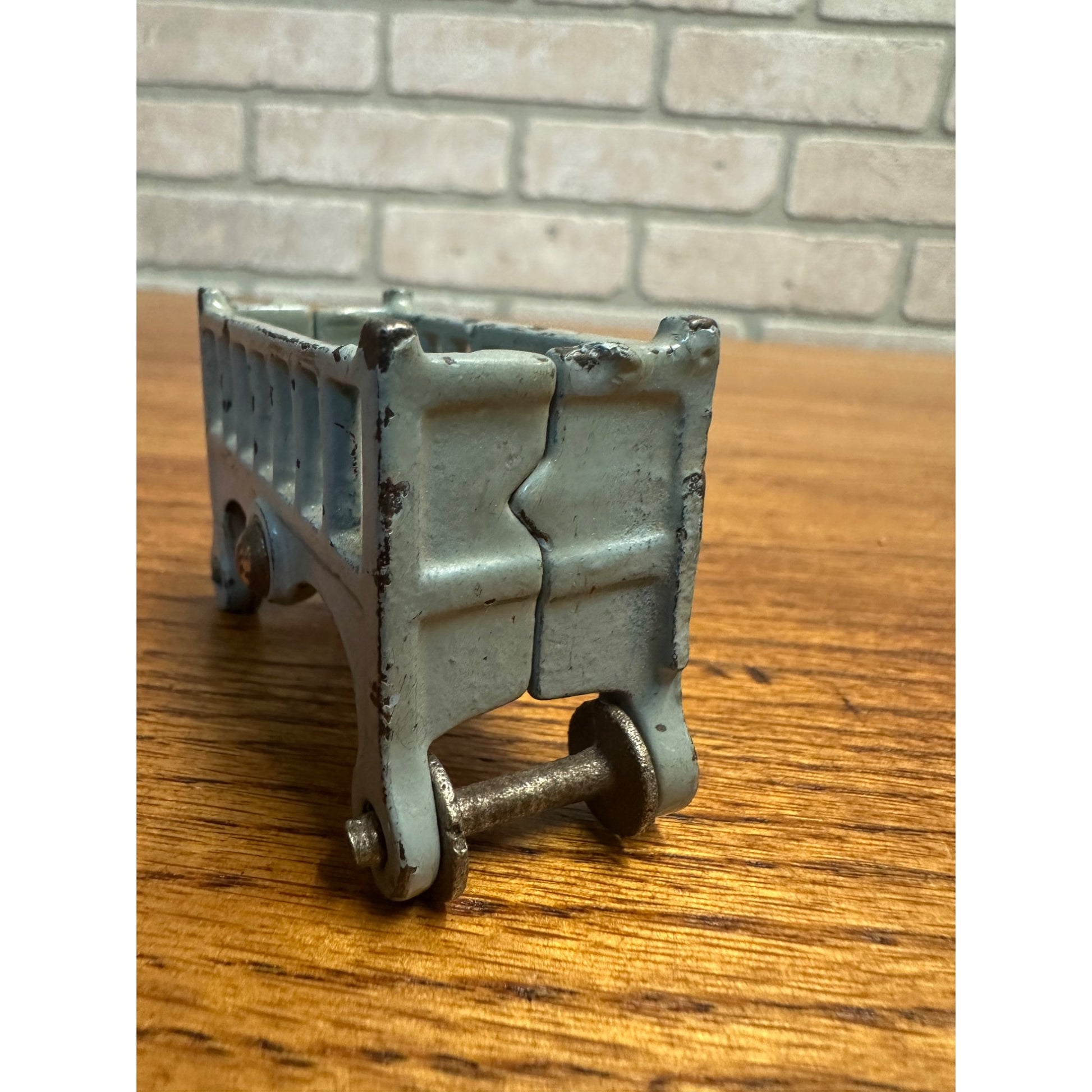 Antique Kilgore Arcade Cast Iron Baby Crib Bed Doll Dollhouse Miniature