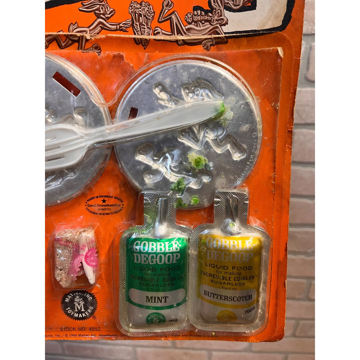 1966 Mattel Incredible Edibles Bugs Bunny Accessory Pak Gobble-Degoop Sooper Gooper