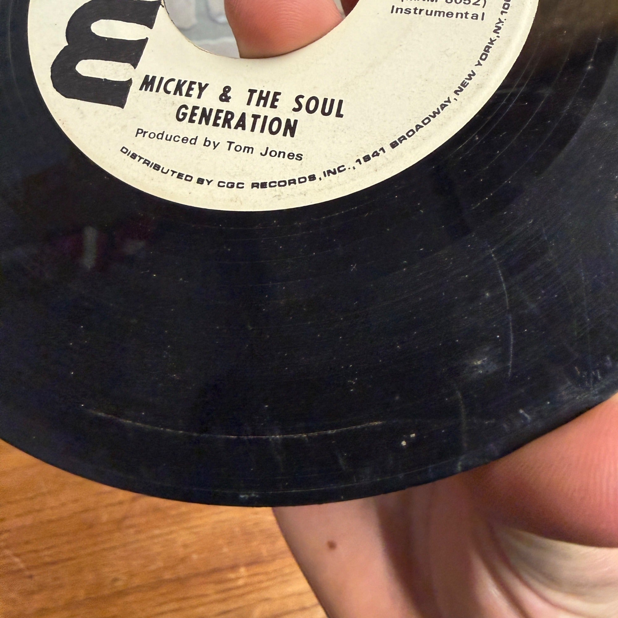 "MICKEY & SOUL GENERATION 7" football / joint session 45 Maxwell Promo Funk L-806"