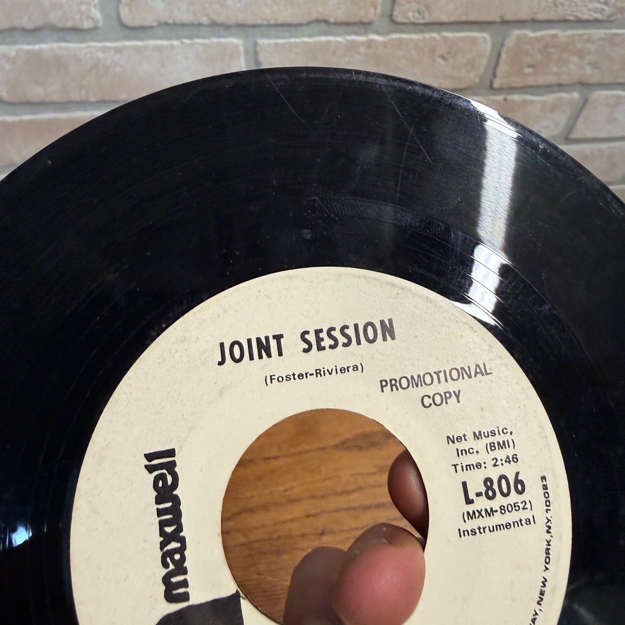 "MICKEY & SOUL GENERATION 7" football / joint session 45 Maxwell Promo Funk L-806"