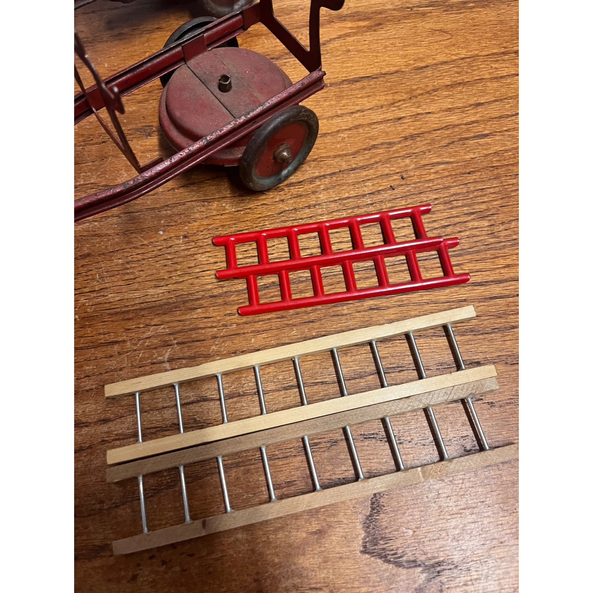 Vintage 1920s Kingsbury Steam Engine Fire Pumper & Ladder Truck Pressed Steel