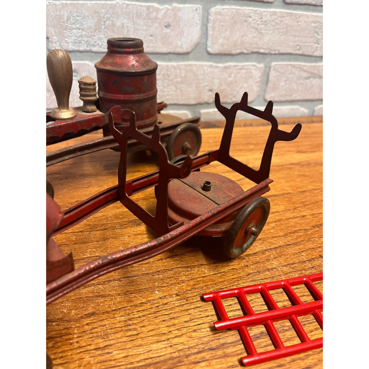 Vintage 1920s Kingsbury Steam Engine Fire Pumper & Ladder Truck Pressed Steel