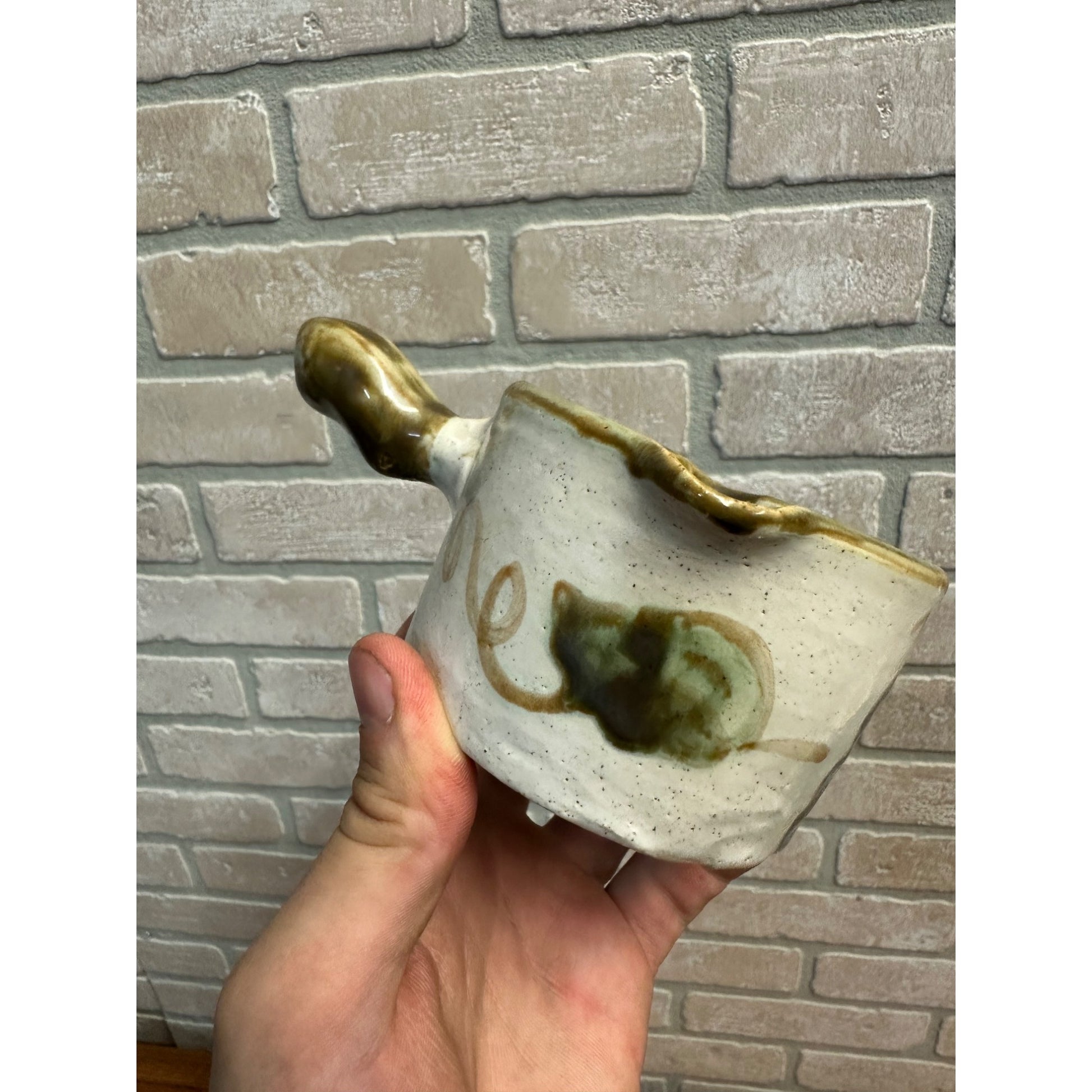 John B. Taylor Louisville Pottery Harvest Pear Double Spout Pipkin Sauce Pot 2"