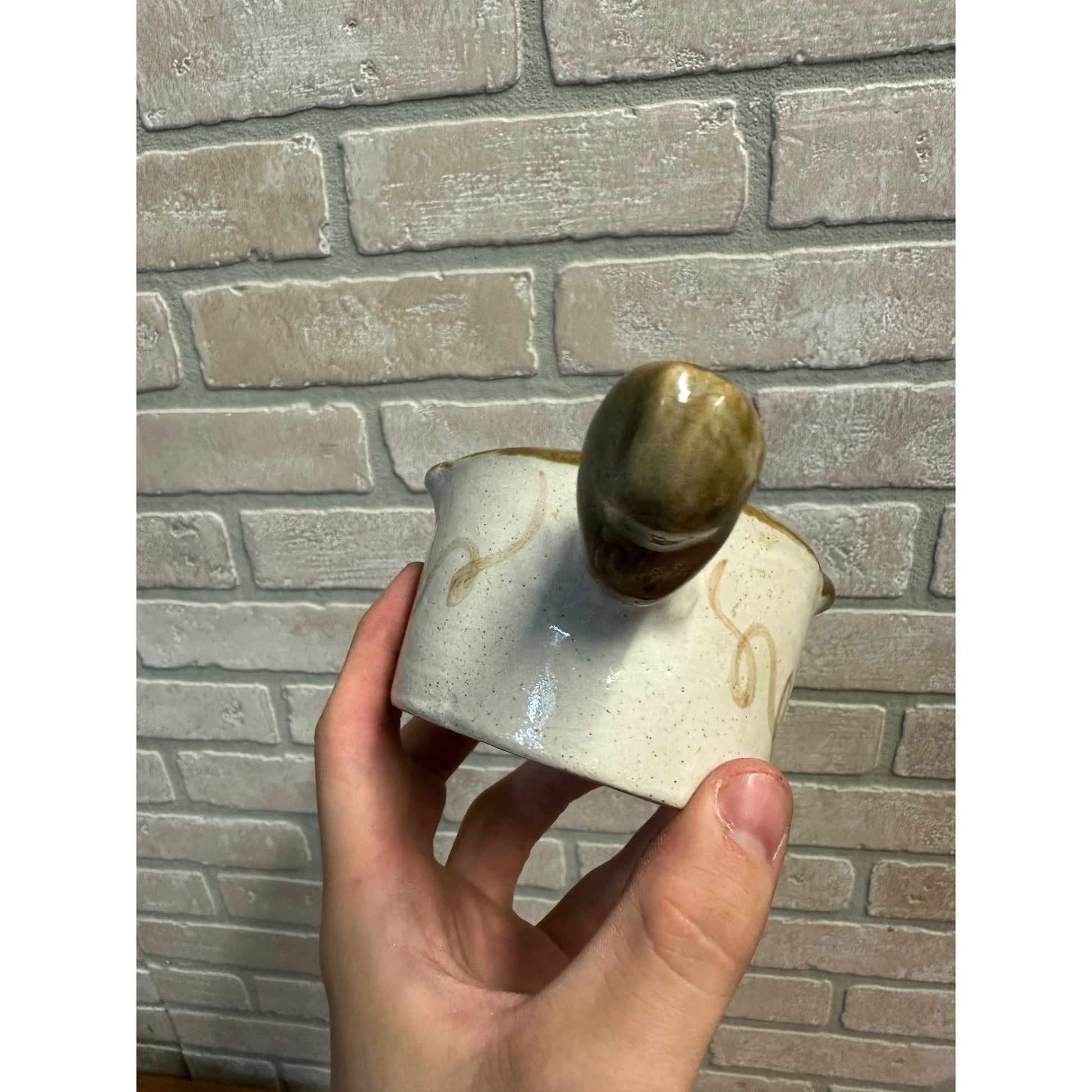 John B. Taylor Louisville Pottery Harvest Pear Double Spout Pipkin Sauce Pot 2"