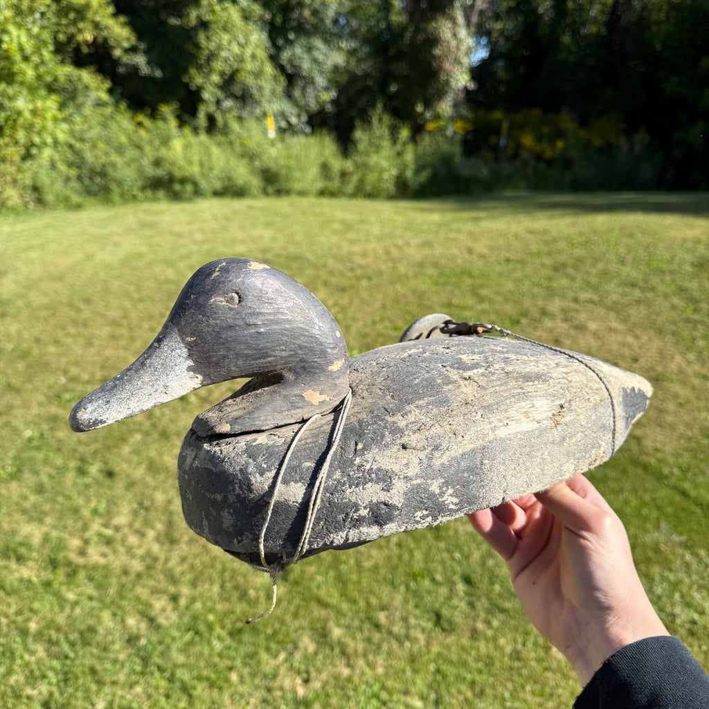Nice Pair 1940s Rigged Balsa Herters Canvasback Wooden Duck Decoy Hen & Drake