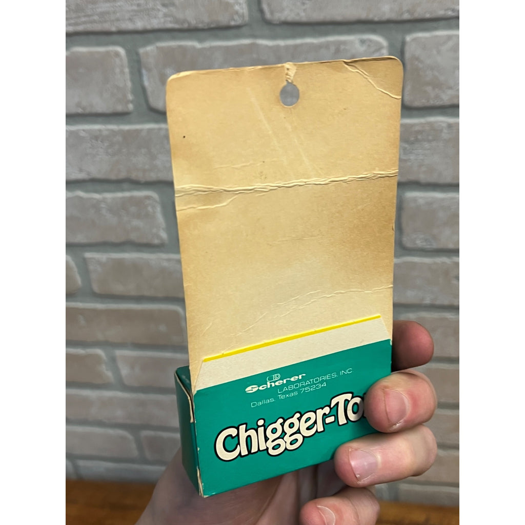 Vintage 1960s Chigger-Tox NOS Store Display Package Bottle Wood Ticks Camping