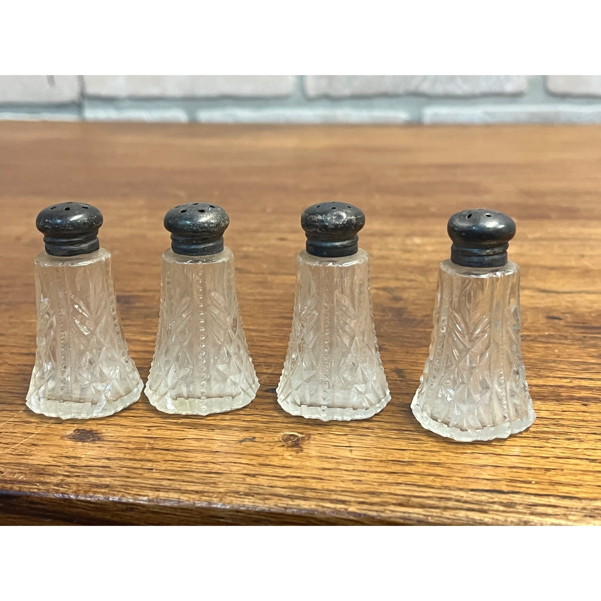 Victorian Press Glass Salt & Pepper Shaker Vintage Set (4) Silver Top PAT APPL'D