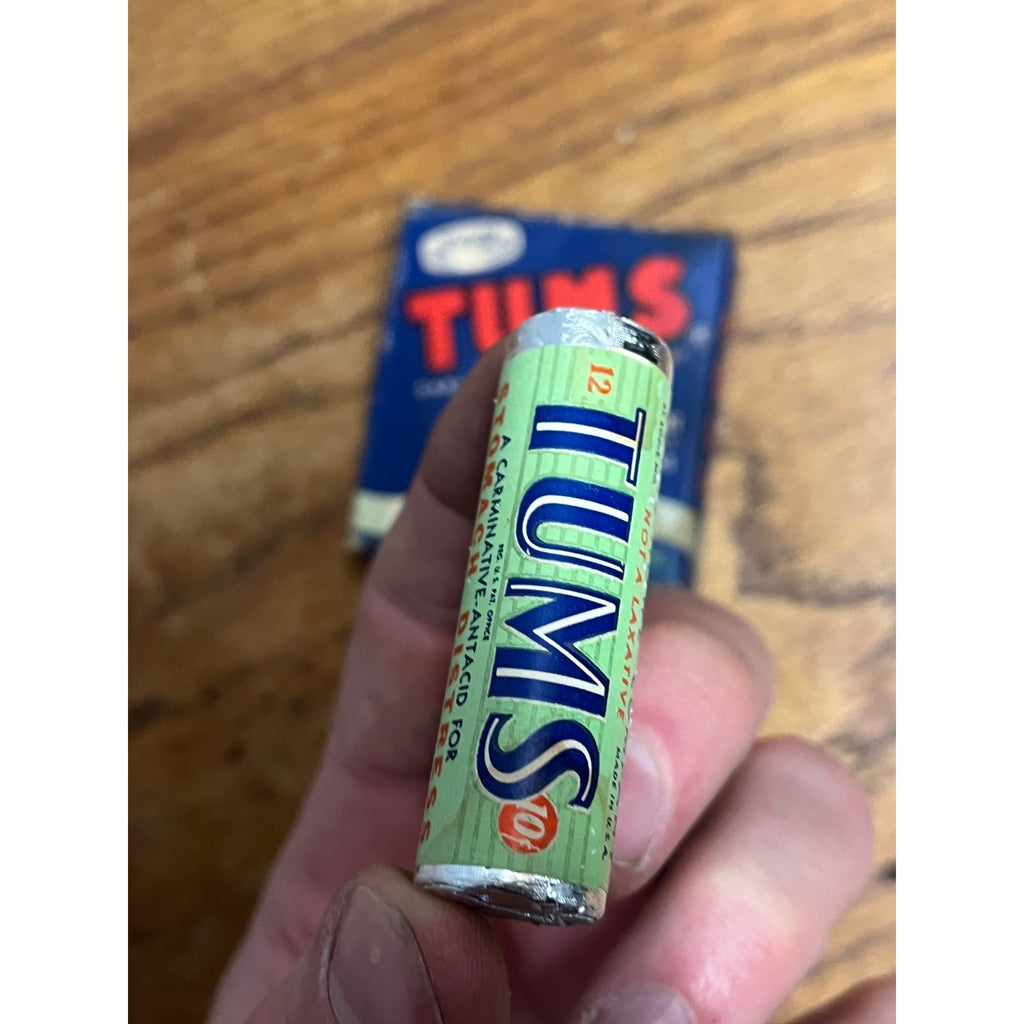 Vintage TUMS box, with 1 Roll Pharmacy Drug tore Collectible NOS