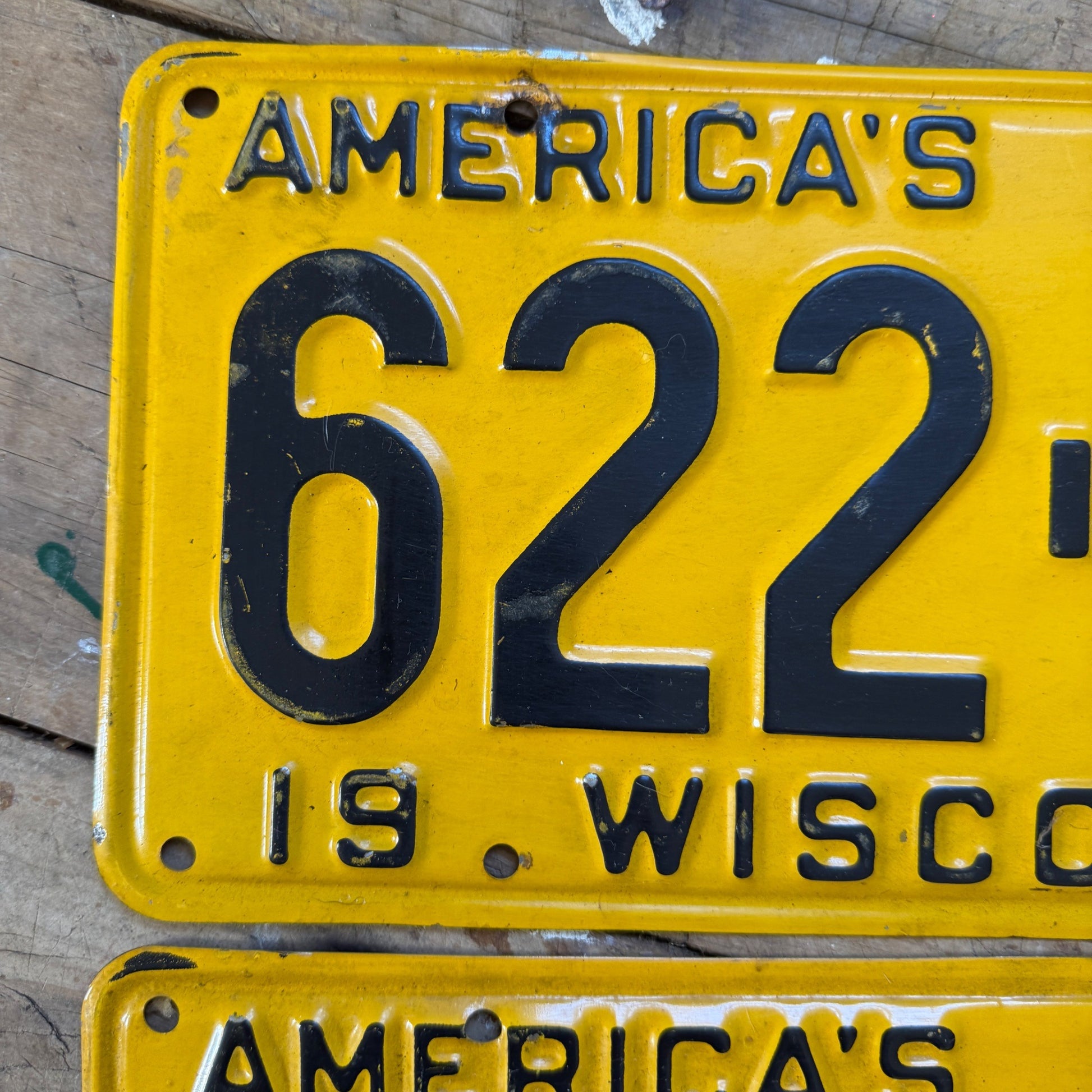 1941 Wisconsin License Plate Pair Americas Dairyland 41 Tag