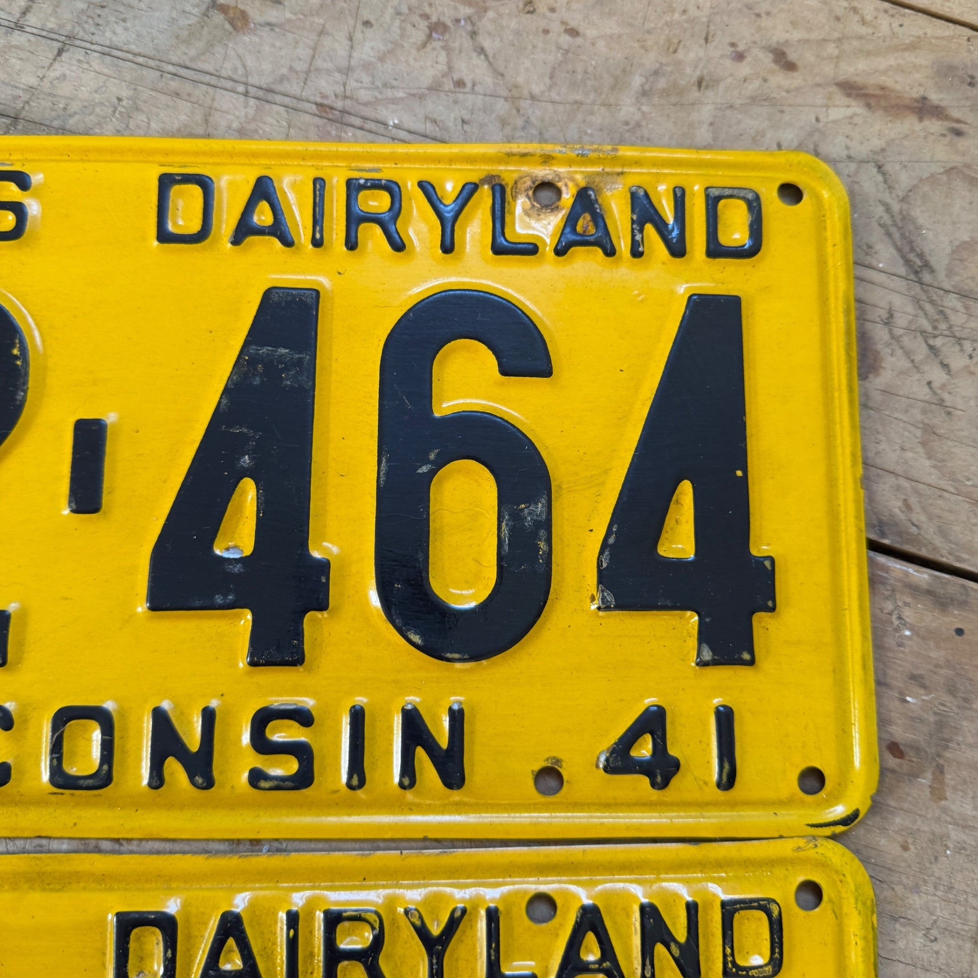 1941 Wisconsin License Plate Pair Americas Dairyland 41 Tag