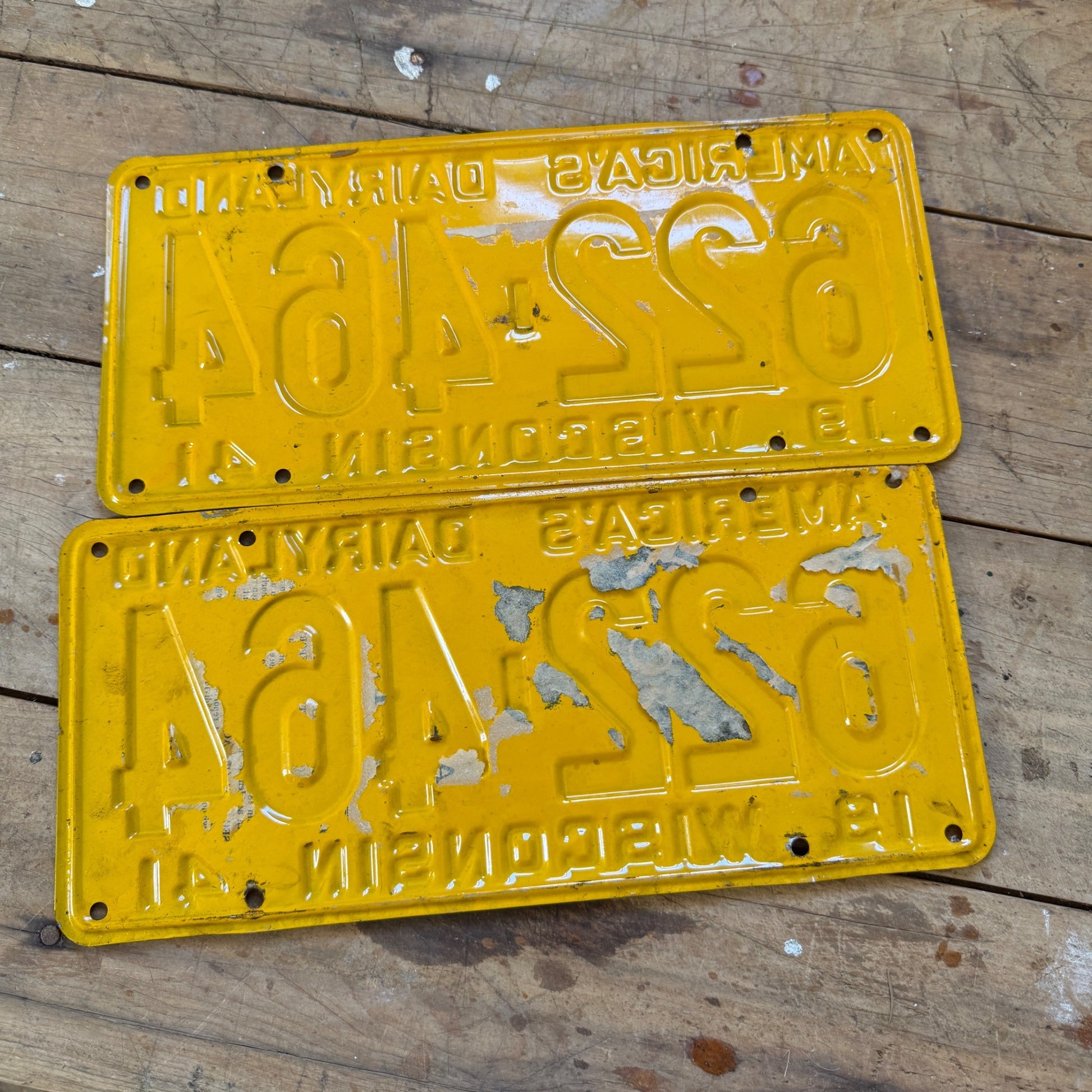 1941 Wisconsin License Plate Pair Americas Dairyland 41 Tag