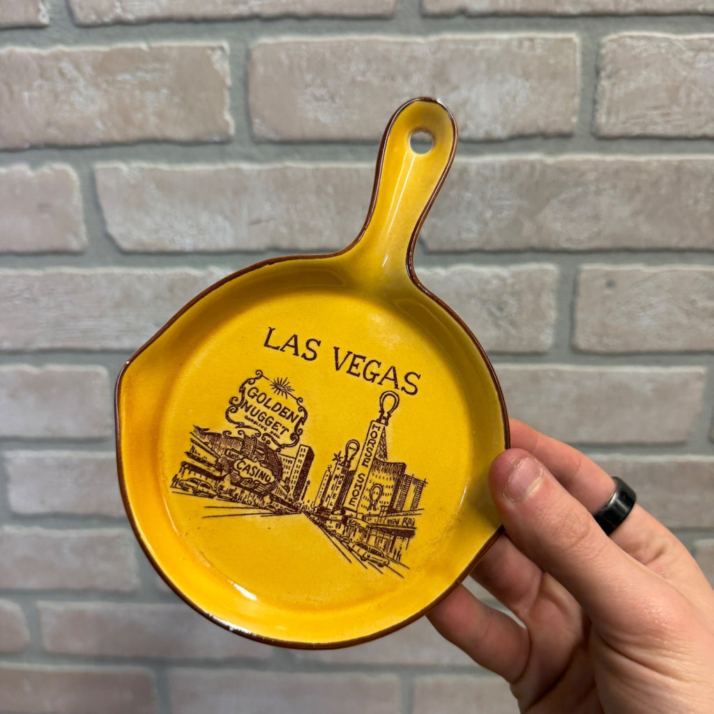 Vintage Las Vegas Neveda Casino Souvenir Ceramic Spoon Rest Skillet Fry Pan Ashtray