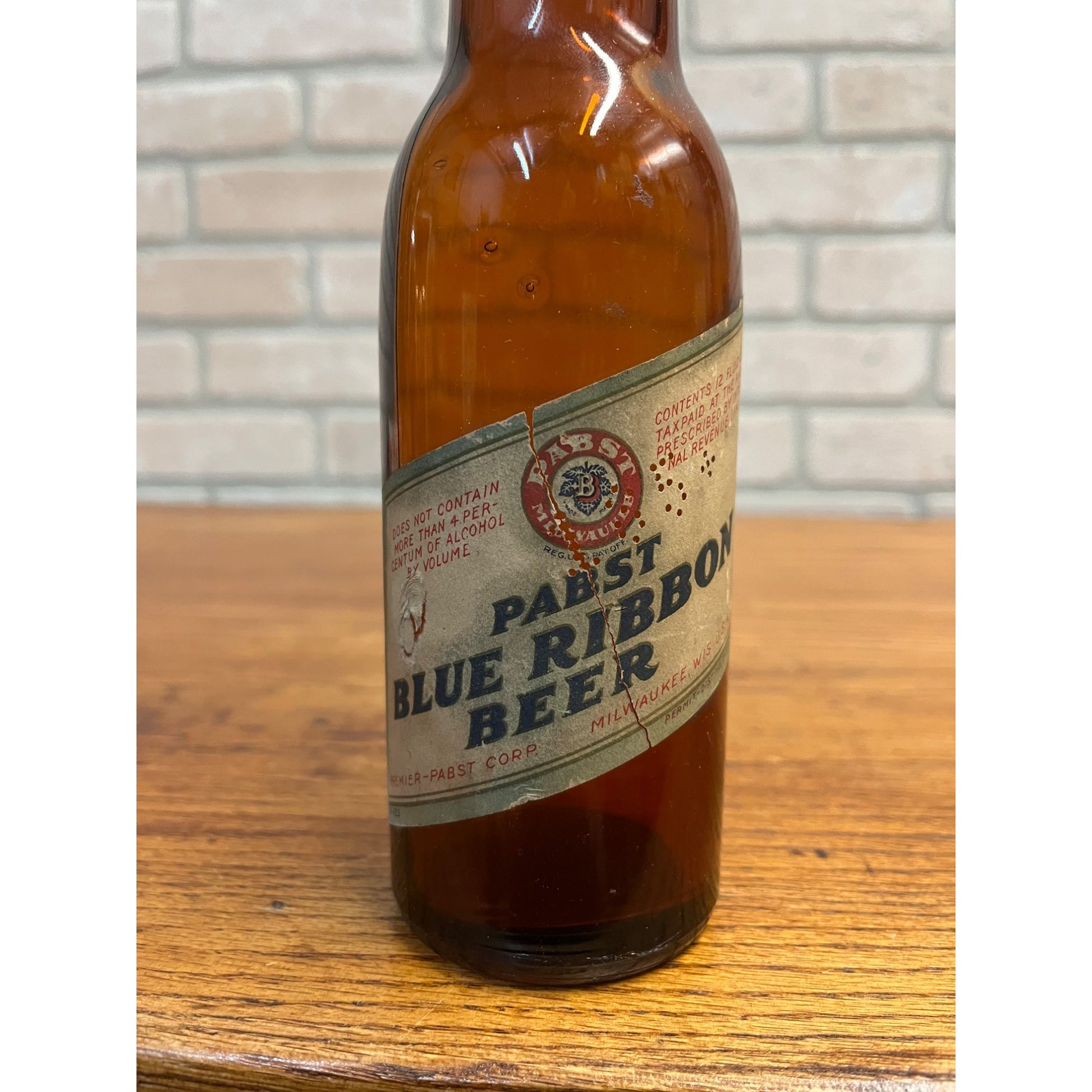 Vintage Pabst Blue Ribbon Bottle IRTP Label Premier Milwaukee, Wis 12oz