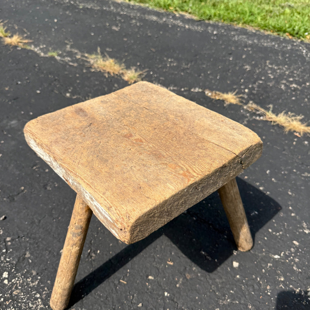 Antique Primitive 19th c. Milking Stool Farm Dairy Wooden AAFA Farmhouse 3-Leg 1800s Decor