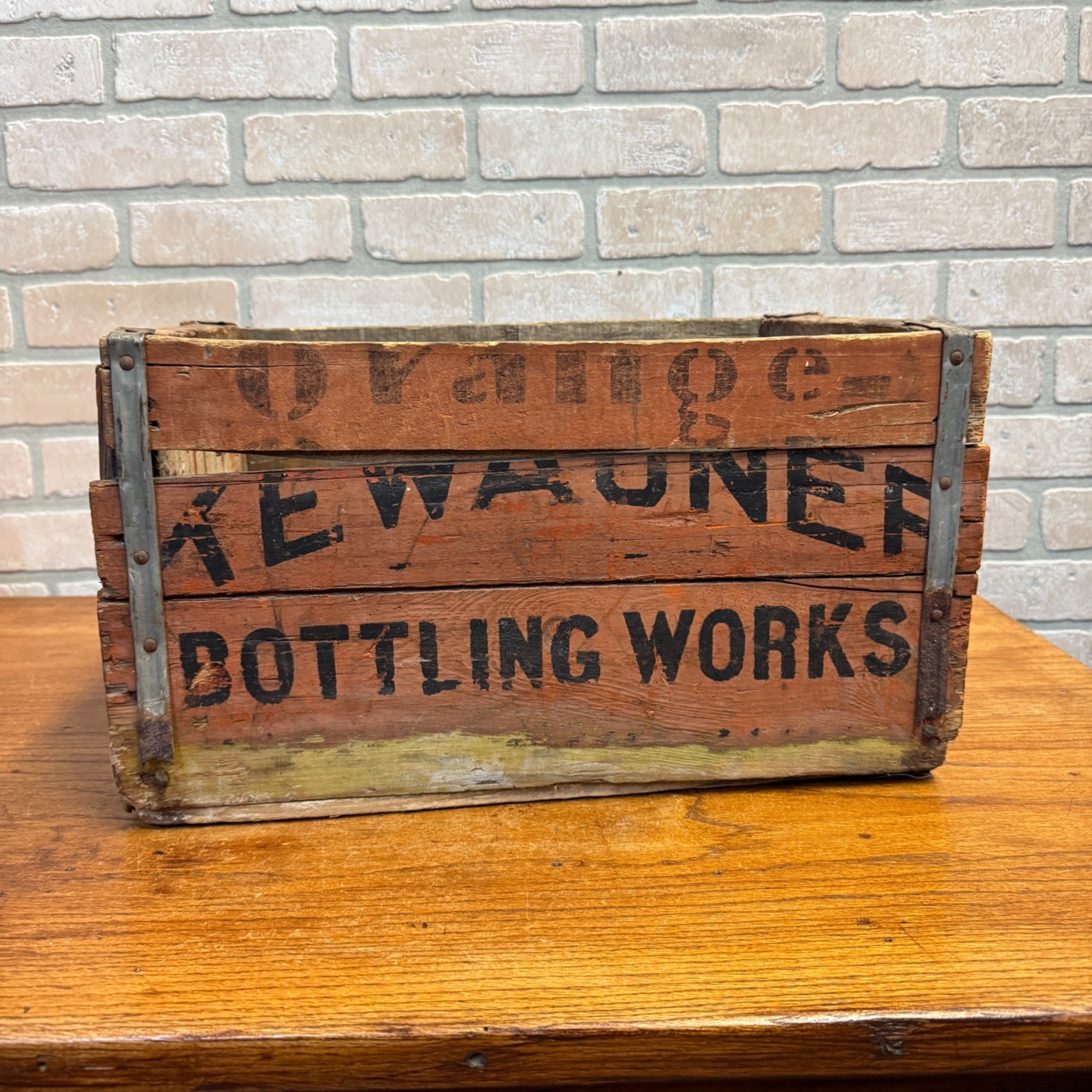 1930s Kewaunee Bottling Works Wisconsin orange Crush Wooden Case Crate Soda