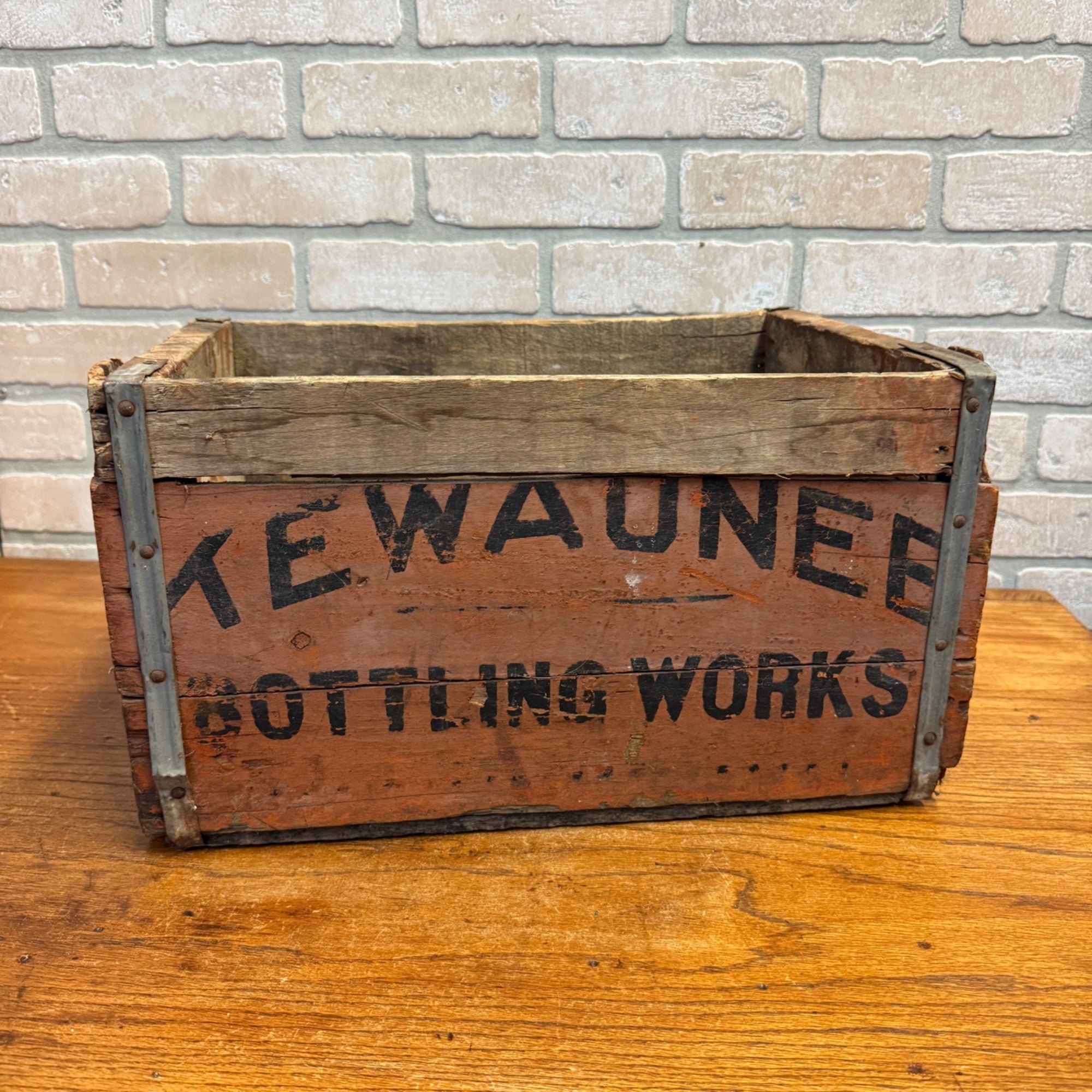 1930s Kewaunee Bottling Works Wisconsin orange Crush Wooden Case Crate Soda
