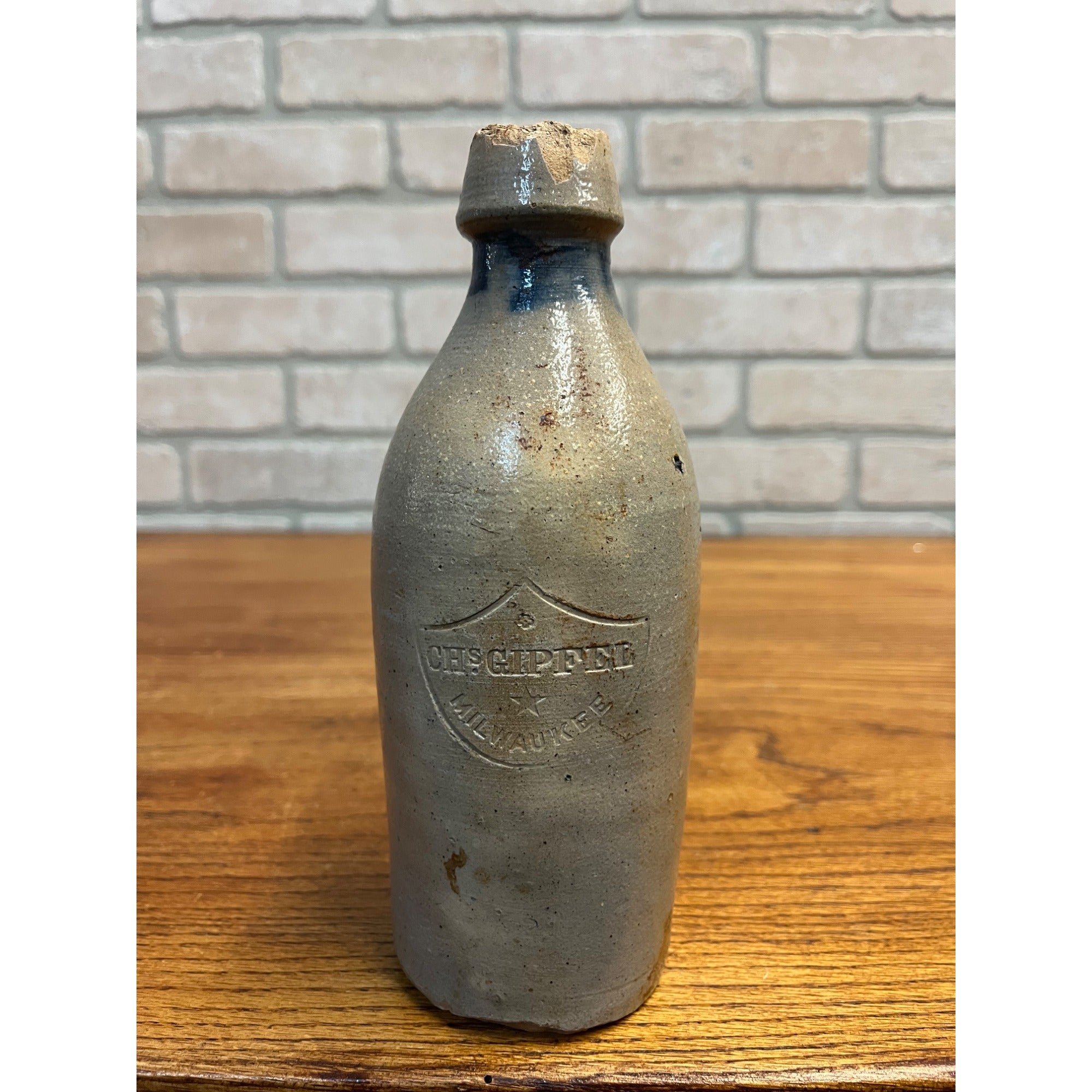 Antique Charles Gipfel Union Brewery Milwaukee Wis. Clay Stoneware Beer Bottle