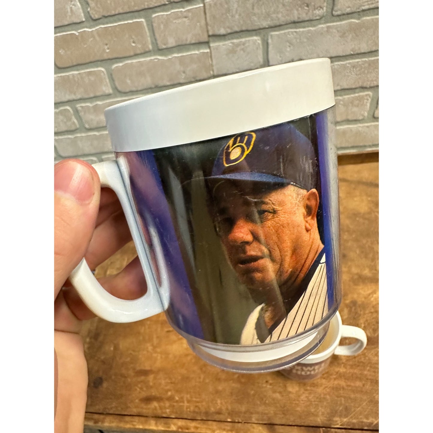 Vintage 1970s MILWAUKEE BREWERS George Bamberger Maxwell House Coffee Mug (2)