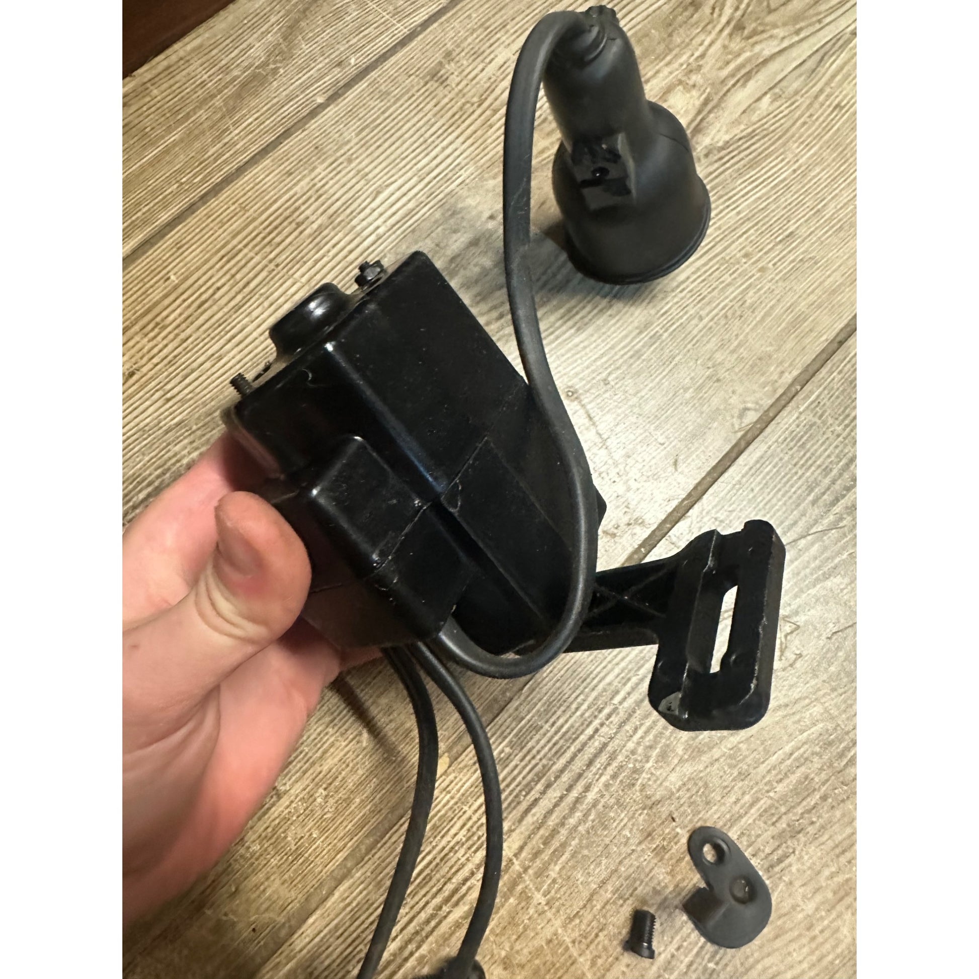 Vintage Singer 99 Sewing Machine Motor & Bug Eye Light for Parts / Repair