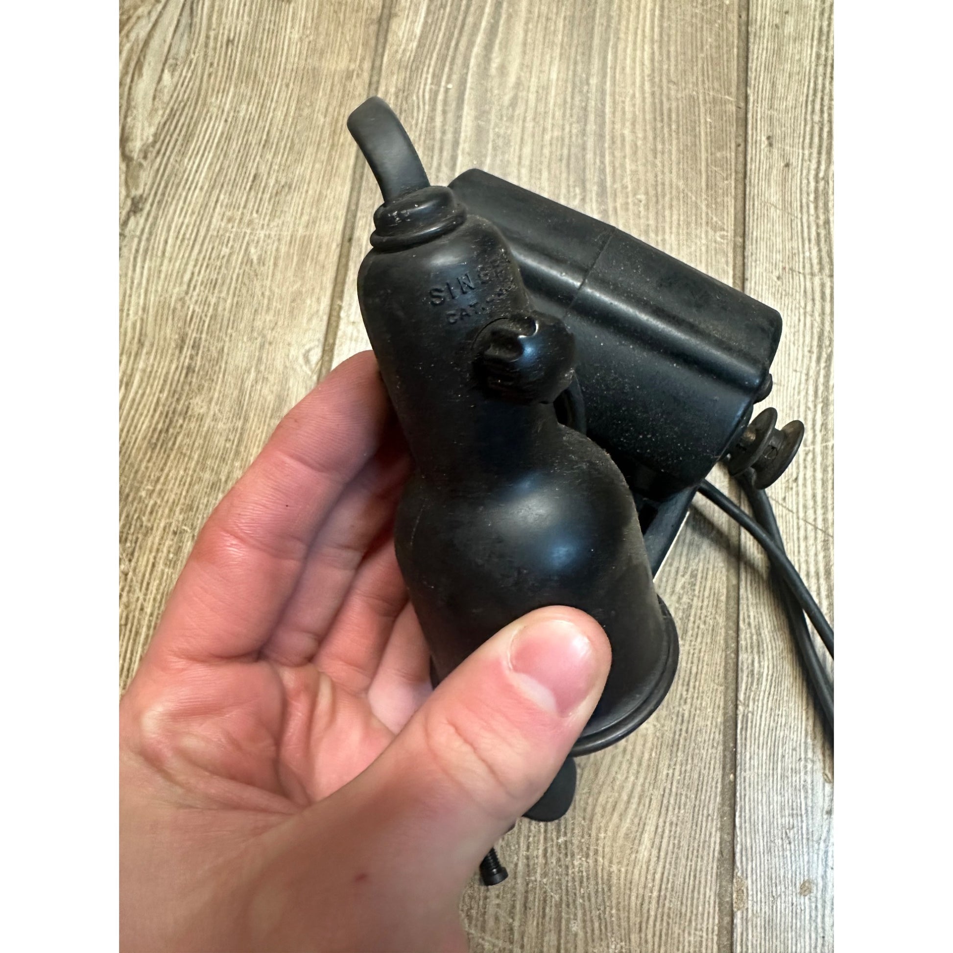 Vintage Singer 99 Sewing Machine Motor & Bug Eye Light for Parts / Repair