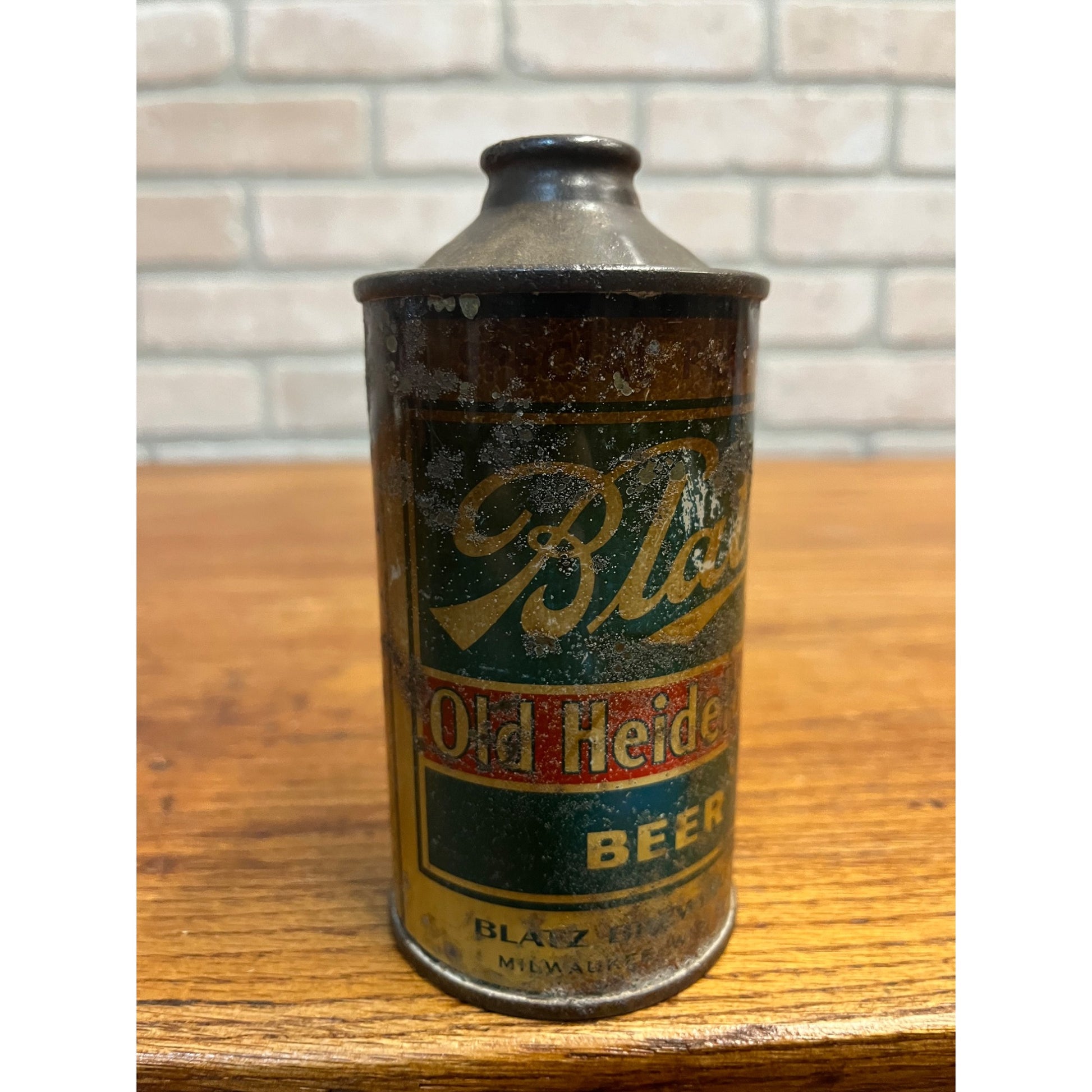 Original Vintage 1930s Blatz Old Heidelberg Milwaukee 12oz Cone Top Beer Can