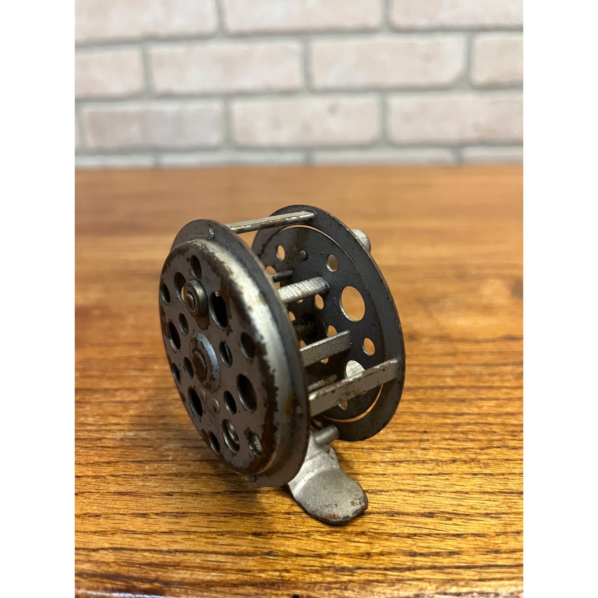 Early Vintage 1900s Double Wood Knob Fly Fishing Reel Unmarked 1920s