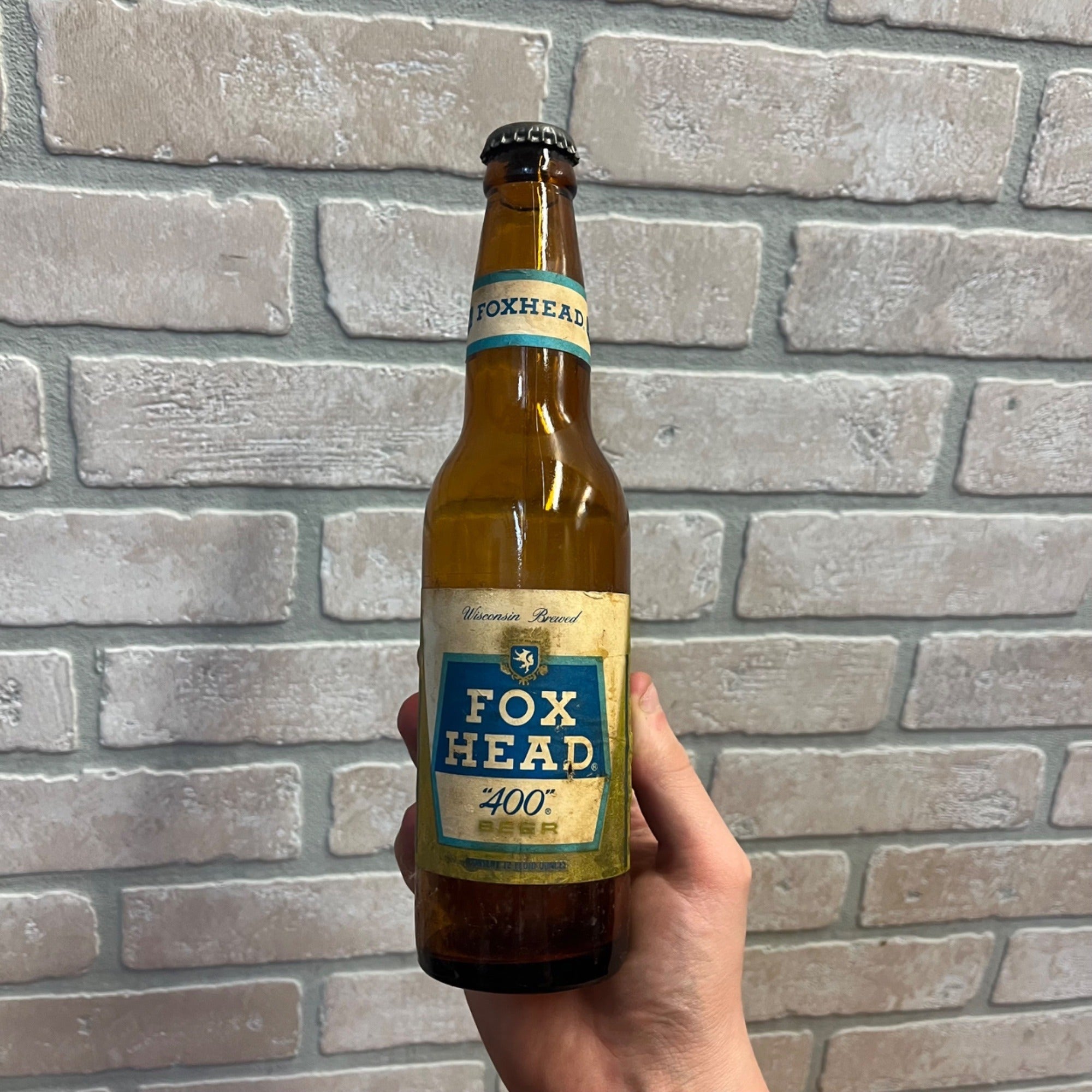 970s Fox Head 400 Beer 12 OZ bottle Waukesha, Wisconsin Empty