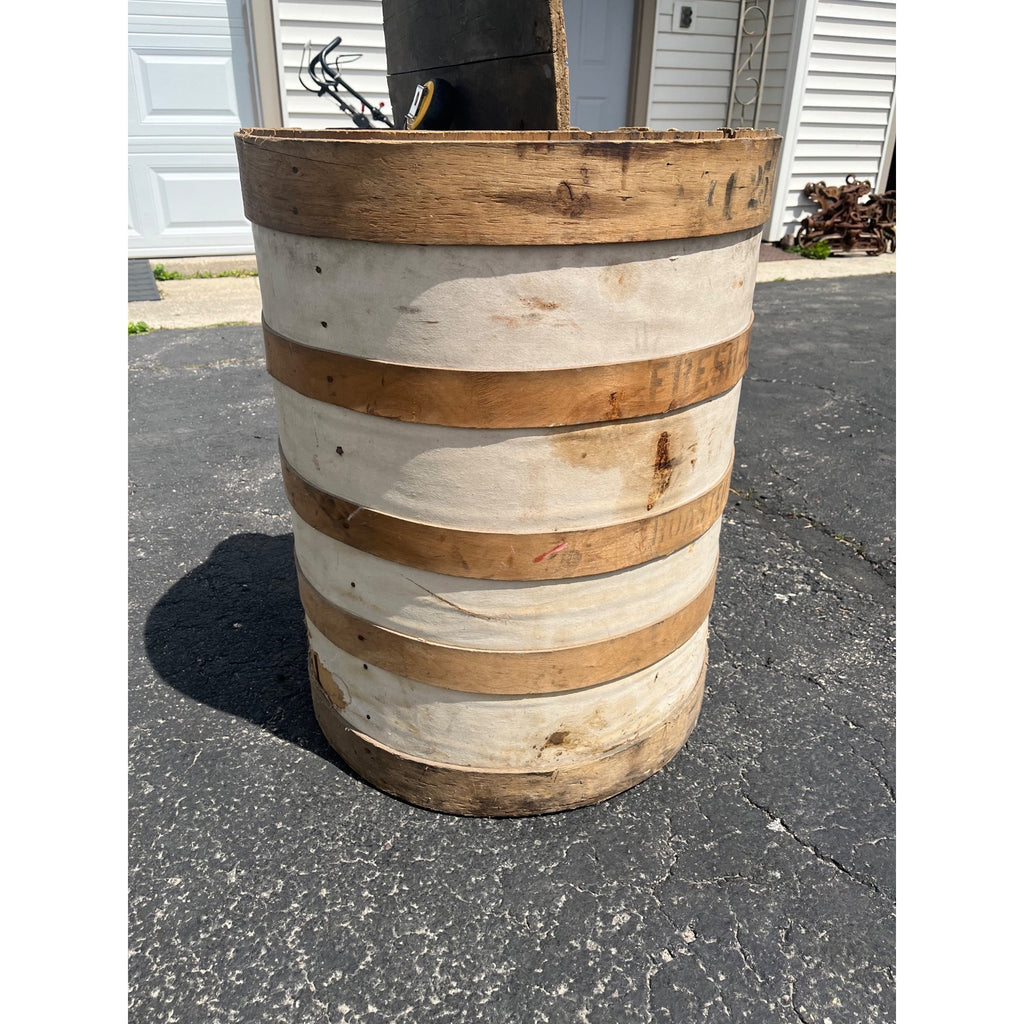 Vintage Grocery Store Retail White Star Coffee Fresh Roasted Barrel Display
