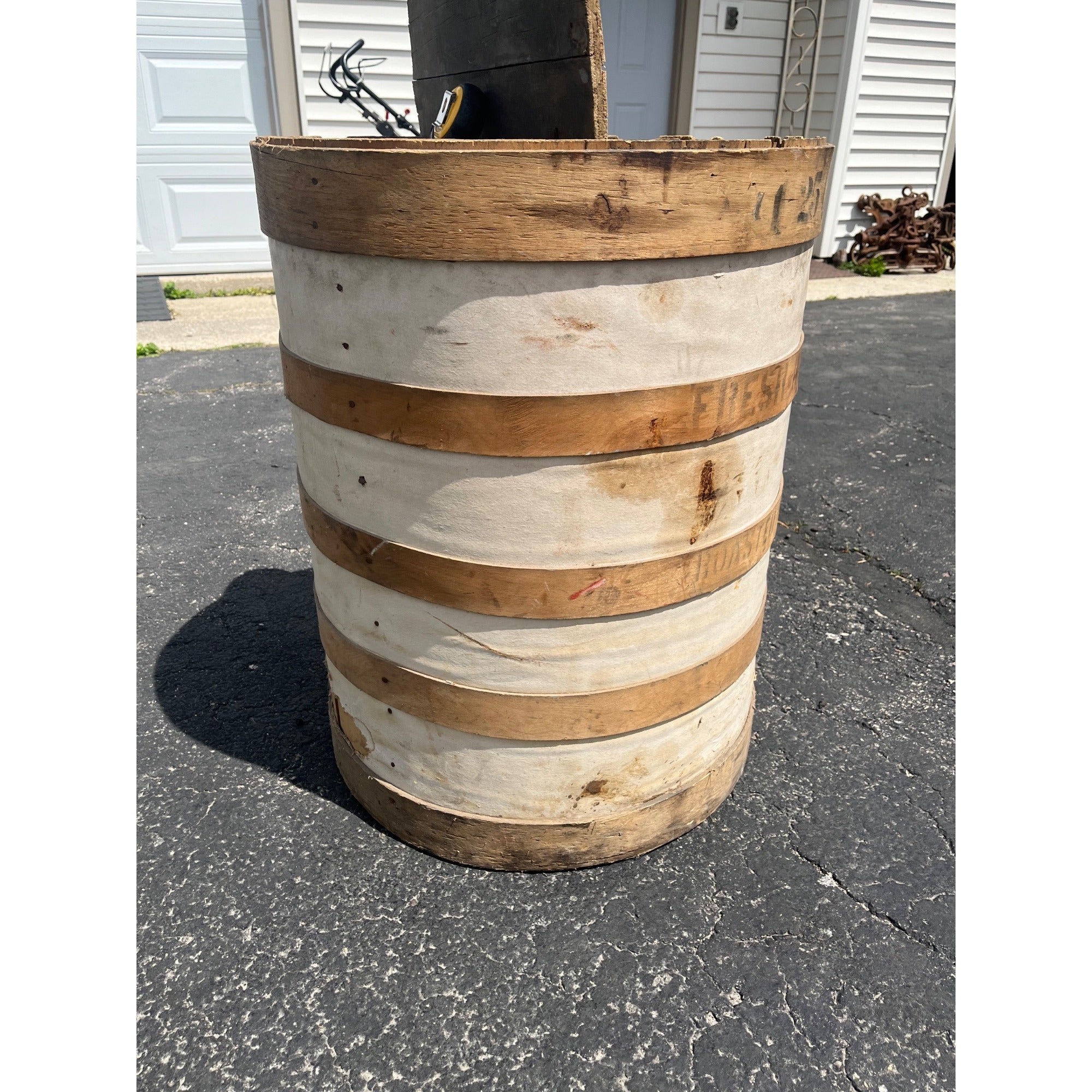 Vintage Grocery Store Retail White Star Coffee Fresh Roasted Barrel Display