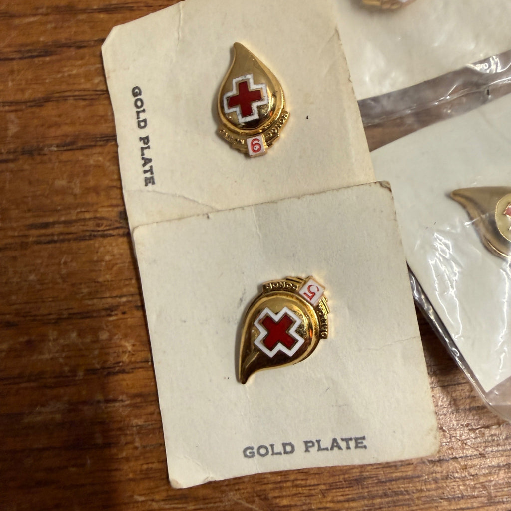 Lot of 5 Vintage Gallon Blood Donor Lapel Pin's American Red Cross Gold Plated 5, 6,7,8