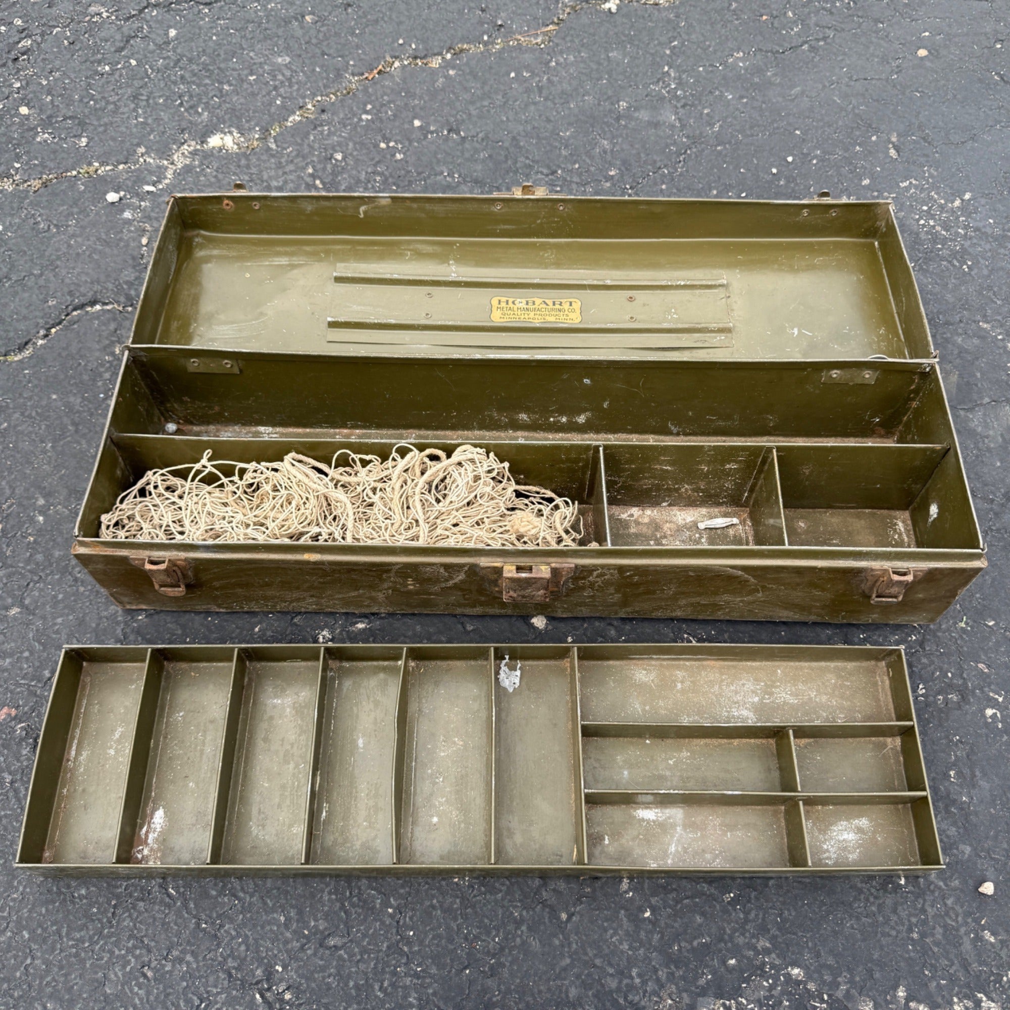 VTG Antique Fishing Tackle Lure Box Metal HOBART WATERTITE Tray MPLS MINN