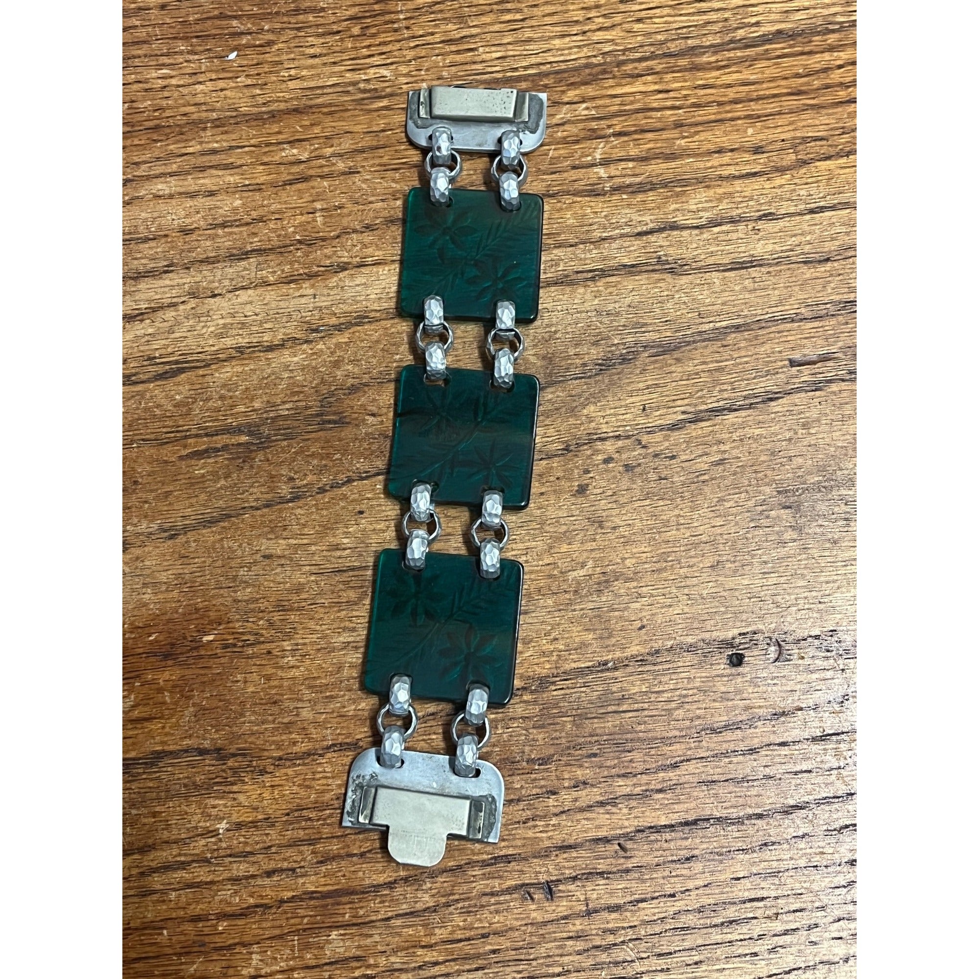 Vintage Art Deco Green Carved Celluloid Bakelite Panel Bracelet Floral Iris Clasp