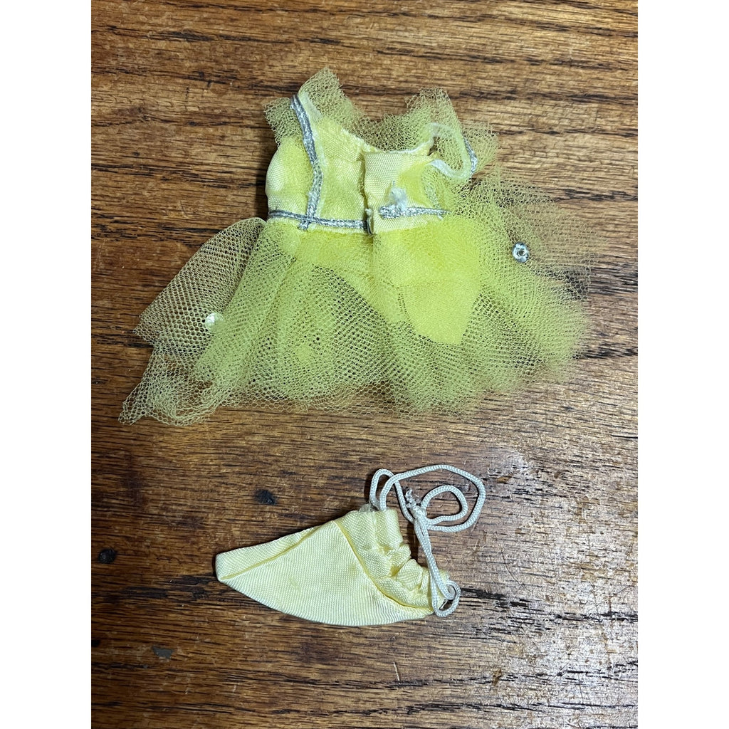 Vintage 1960s Ideal Tammy Doll Family Outfit Budding Ballerina Yellow 9360-2