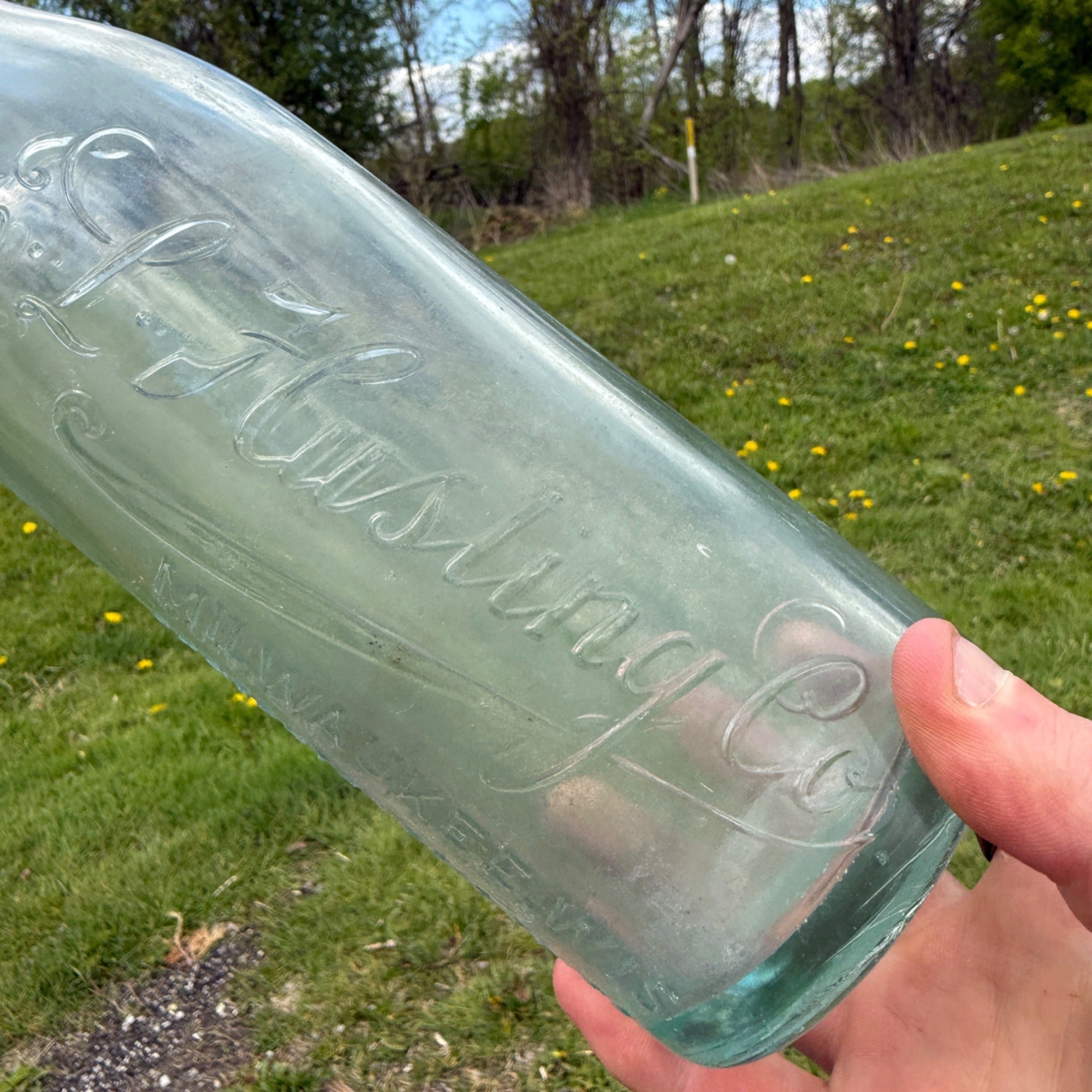 1910s E.L.Husting Milwaukee Wis. 1 Pint 12oz Bottle Soda Wisconsin Aqua Blue